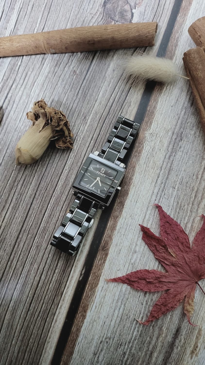 [연말세일] 정품 펜디 콰드로 세라믹 쿼츠 시계 상품이미지6