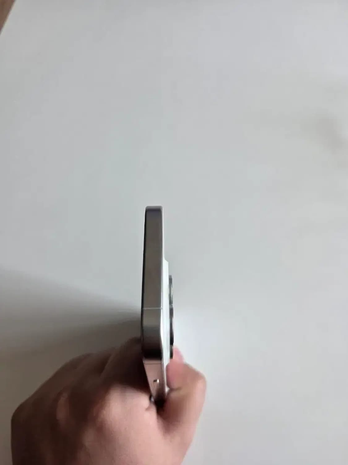 아이폰 15 프로 128GB화이트티타늄 자급제 (애플케어 남아있음) 상품이미지7