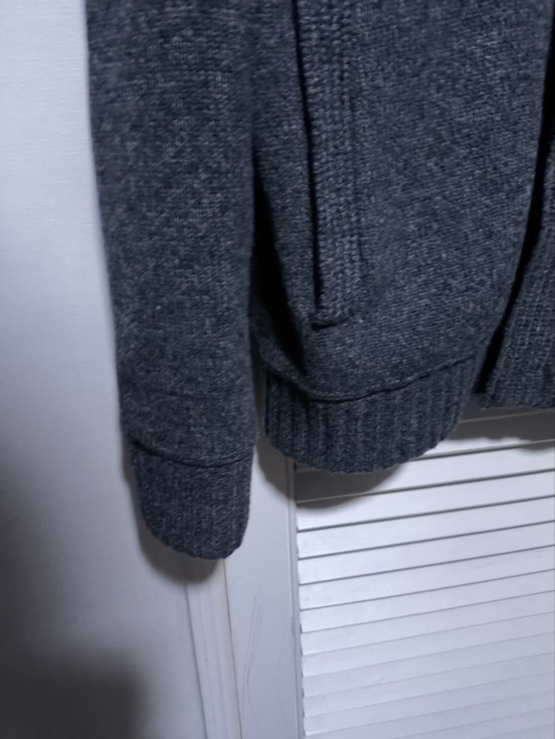 100 헤지스 방풍 니트 집업 상품이미지3