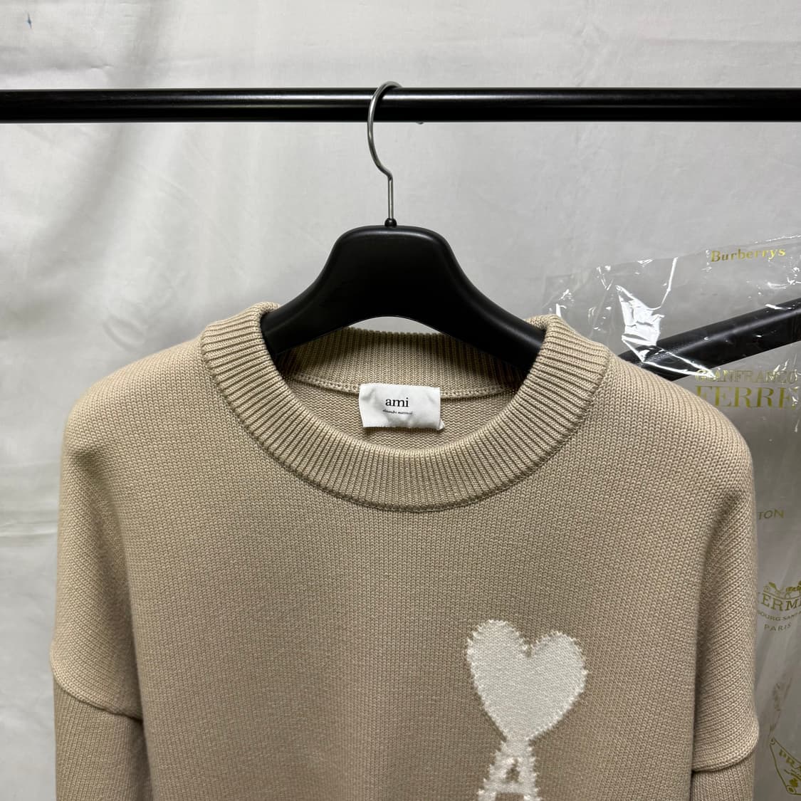 [XL사이즈] 아미 빅하트 로고 오버사이즈 니트 스웨터 베이지 화이트 상품이미지2