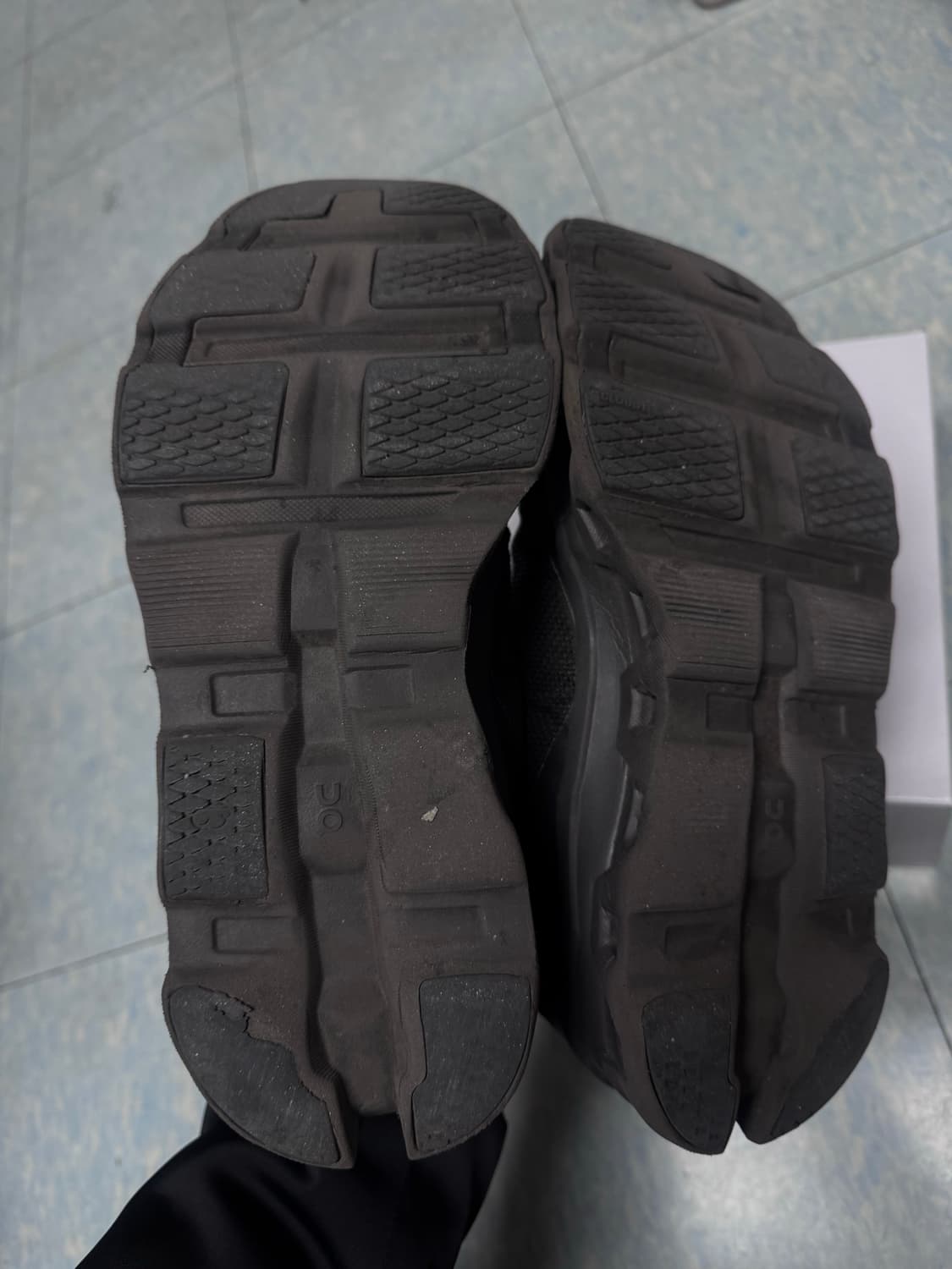 온러닝 포스트아카이브팩션 클라우드 몬스터2 쏜브라운 온파프 상품이미지2