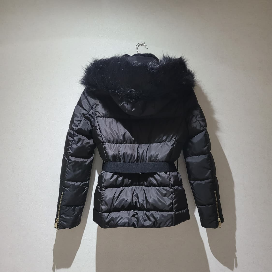 (XS) ZARA 자라 벨트 인조퍼 여성패딩 상품이미지6