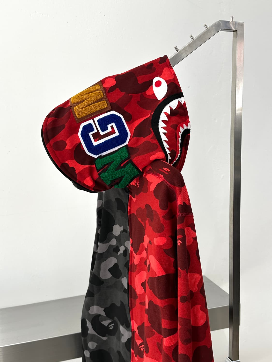 베이프 24FW 적계/흑계 아수라 카모 샤크 후드집업 상품이미지5