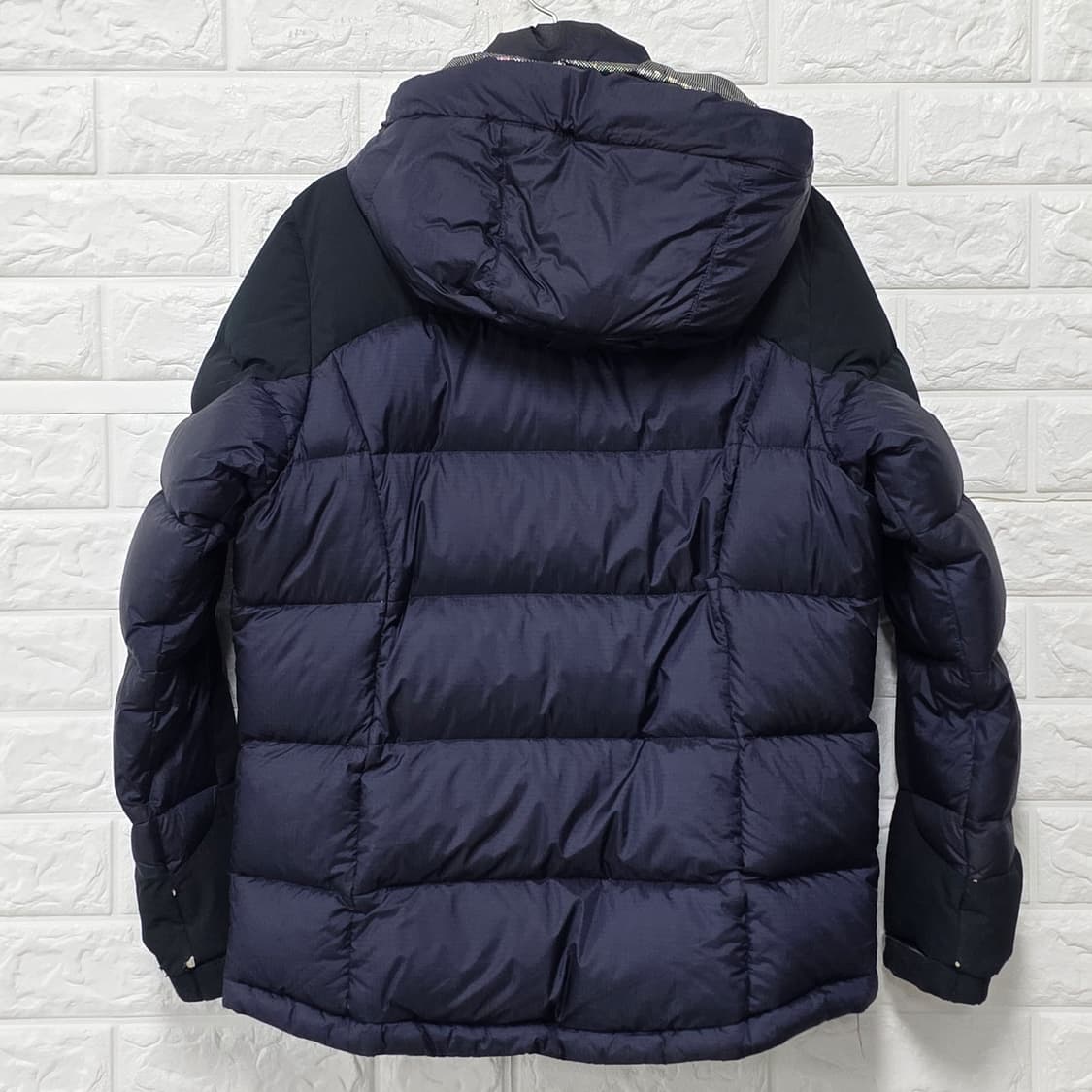 택포_ 컬럼비아 구스다운 숏패딩 S  상품이미지4