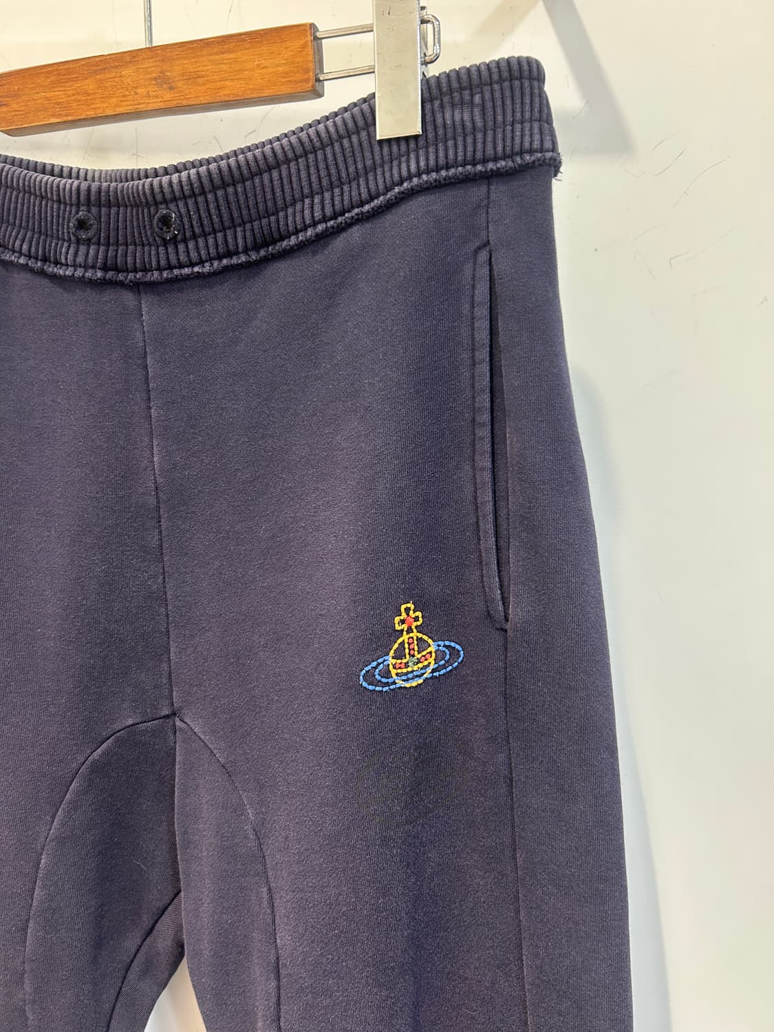 비비안 웨스트우드 조거 팬츠 상품이미지2