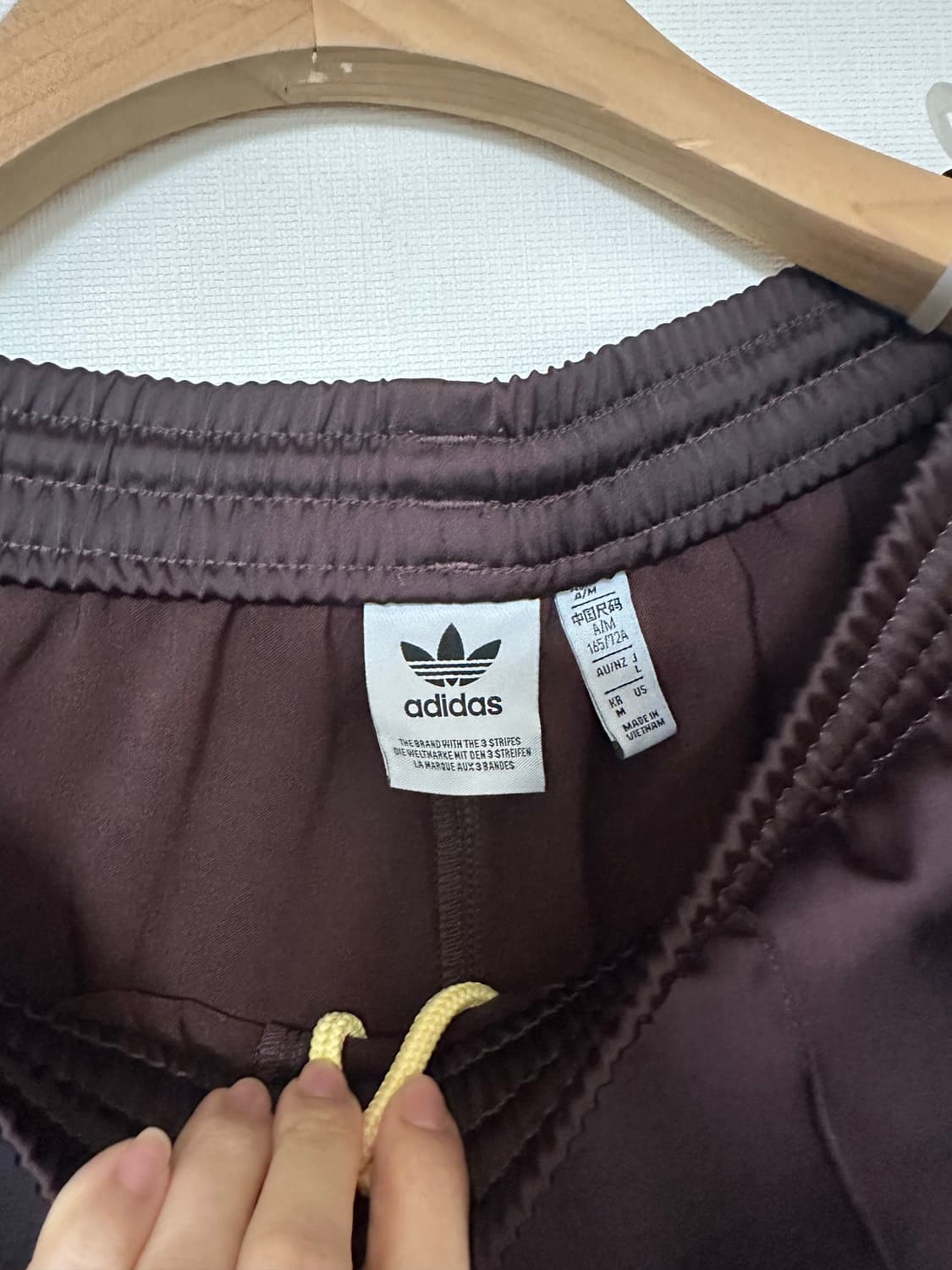(W) 아디다스 삼선 사틴 쇼츠 쉐도우 브라운 상품이미지2
