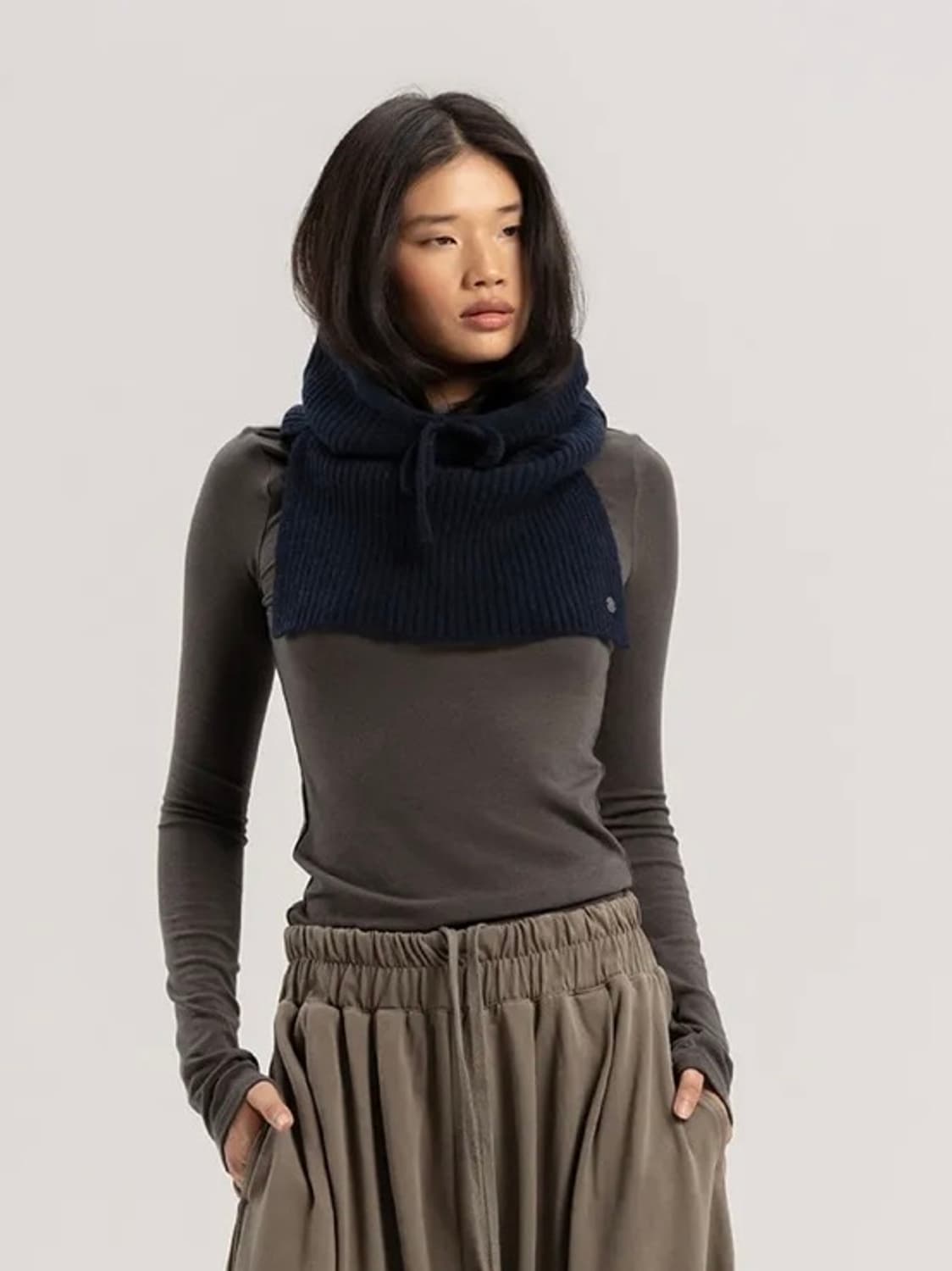 부디무드라 넥워머 네이비 상품이미지1