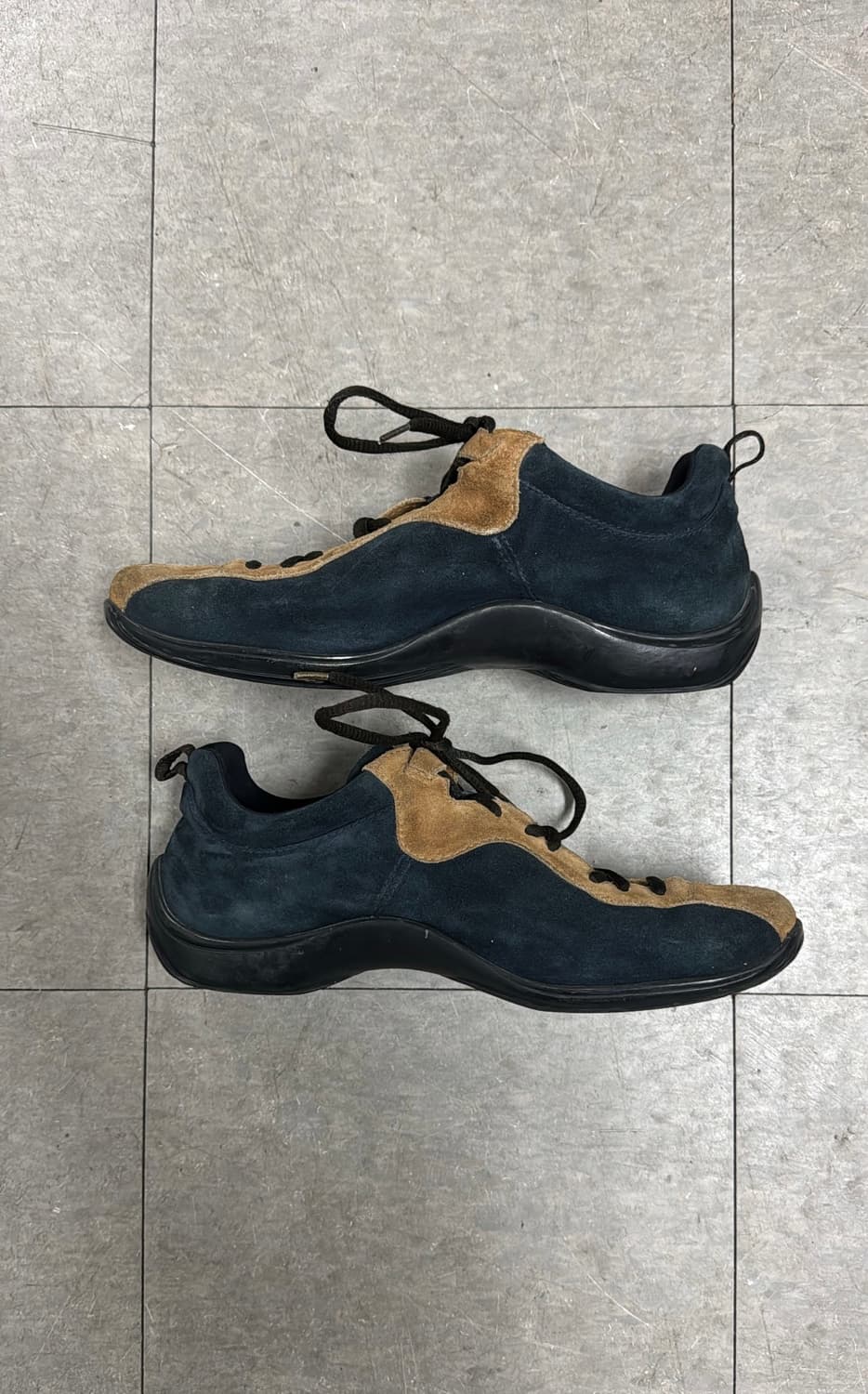 90s 프라다 스웨이드 스니커즈 상품이미지6