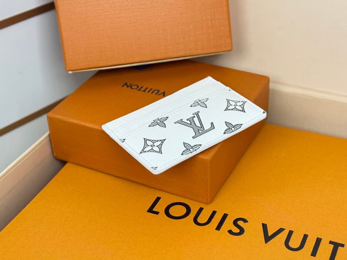 루이비통 더블 카드 홀더 화이트 상품이미지3