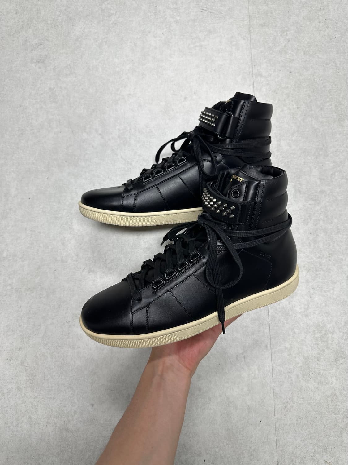 생로랑 에디 슬리먼 14fw 스터드 하이탑 상품이미지1