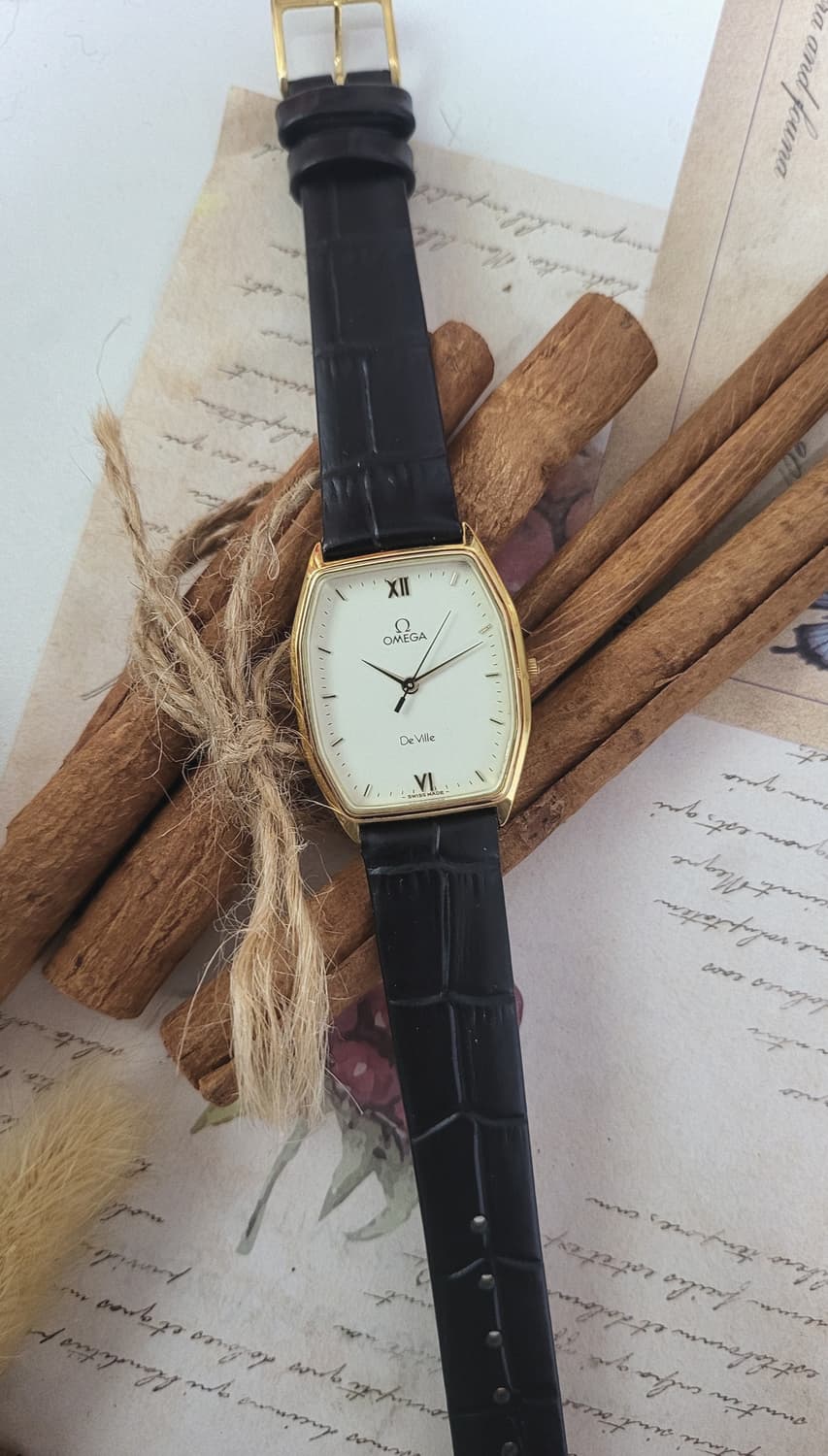 정품 오메가 드빌 남여공용 옥타곤 쿼츠시계 상품이미지1