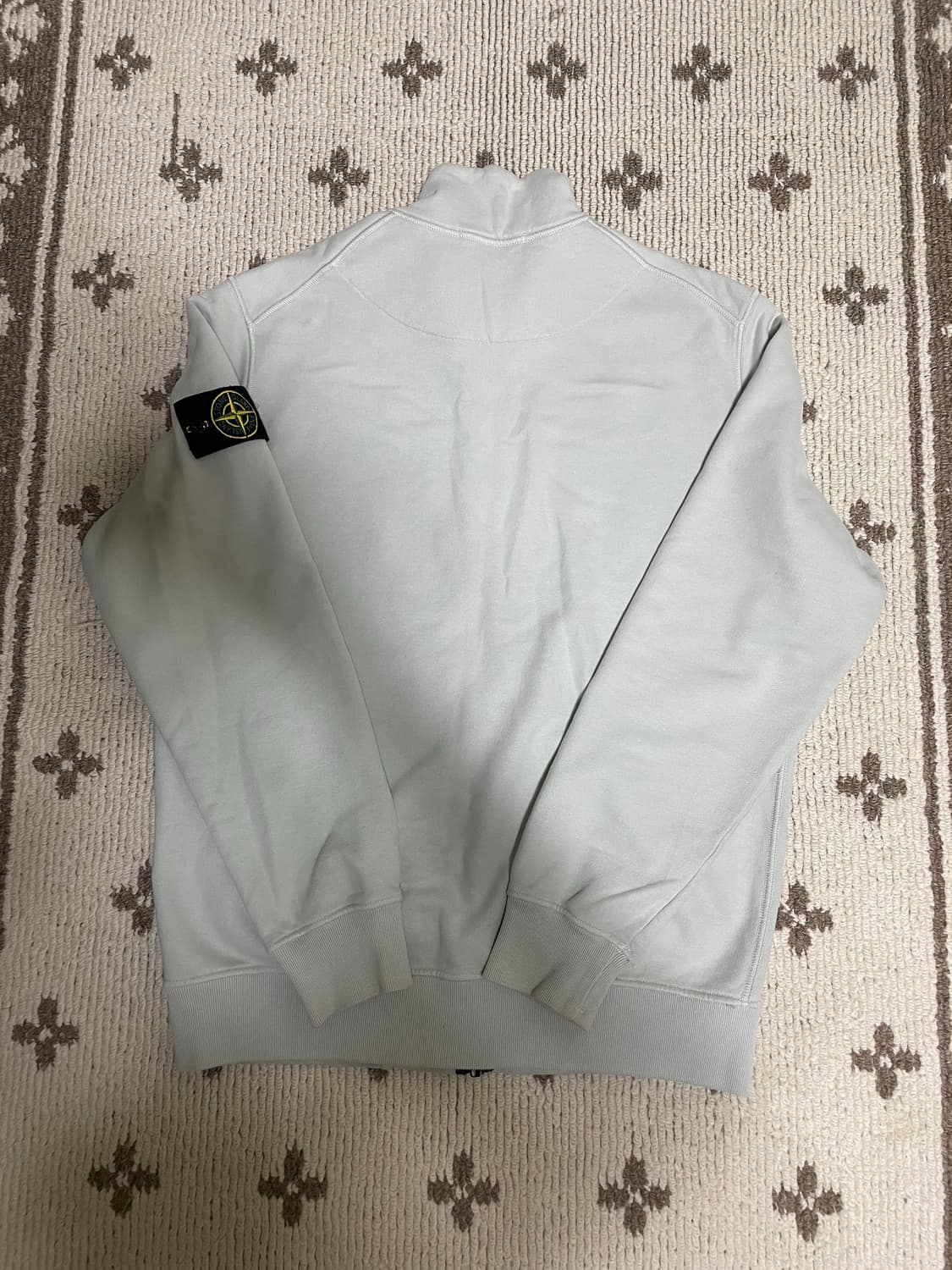 스톤아일랜드 집업 상품이미지2