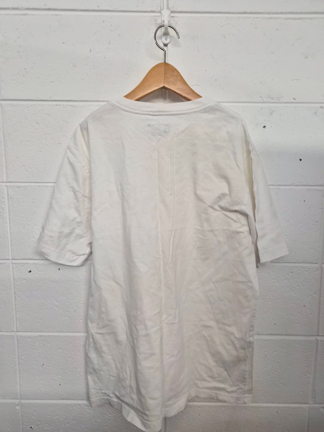 M) 칼하트 루즈핏 포켓 티셔츠 팝니다 상품이미지2