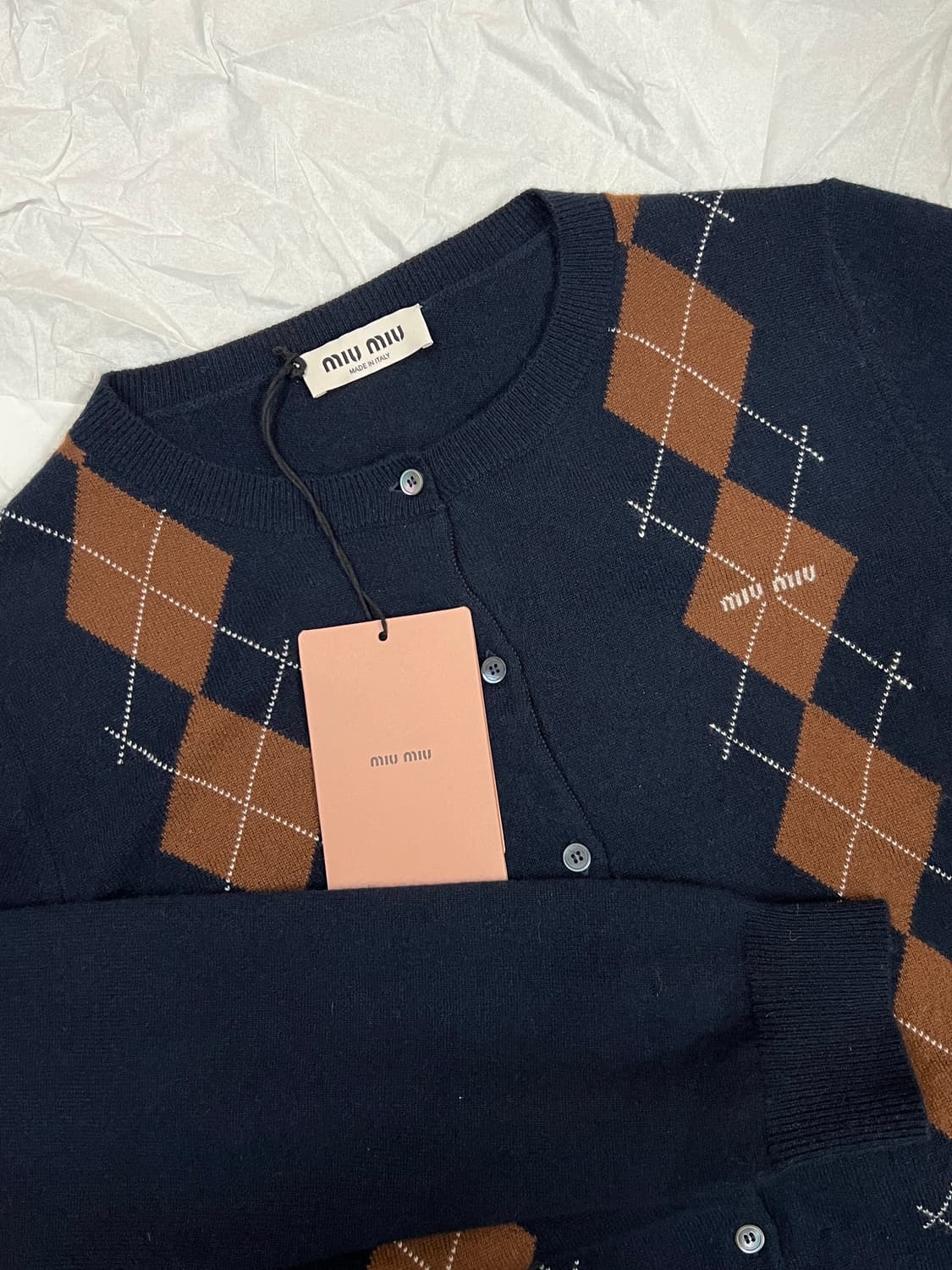 미우미우 캐시미어 아가일 가디건 44 상품이미지1
