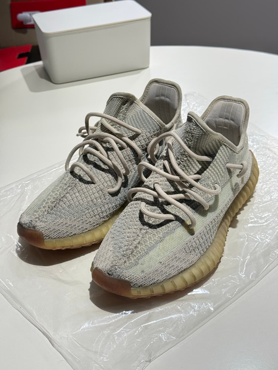 아디다스 이지부스트 350 v2 라이트 상품이미지2