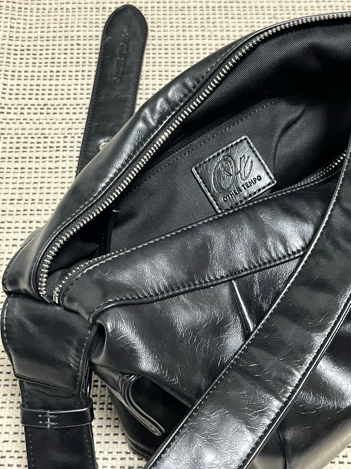 아더템포 molto black 상품이미지2