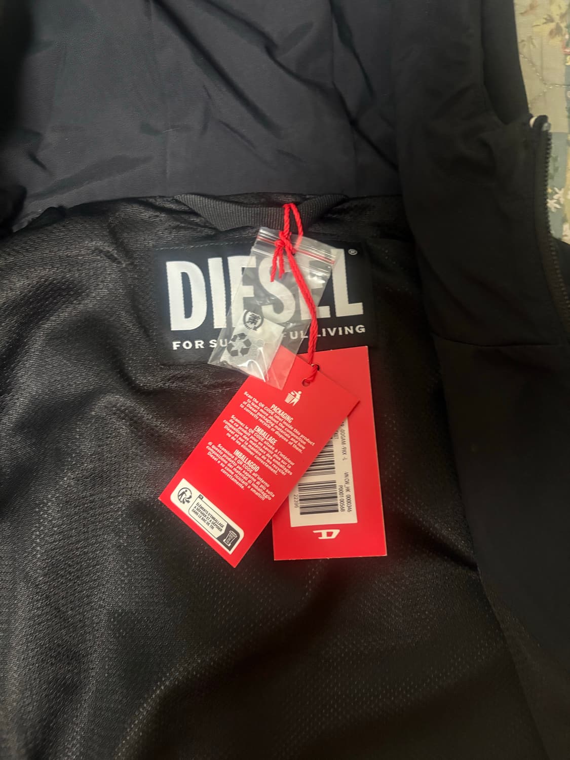 디젤J하이브스 윈드브레이커 블랙L 상품이미지4