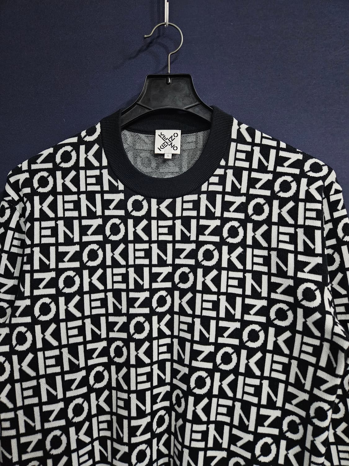 겐조 로고패턴 남성 세미오버핏 100 니트 상품이미지7