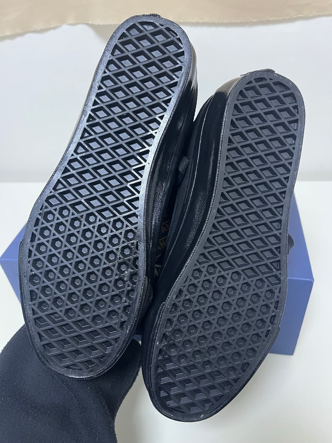 (새상품/미착용) 반스 스케이트-하이 리이슈 38 LX 블랙/블랙 240 상품이미지3