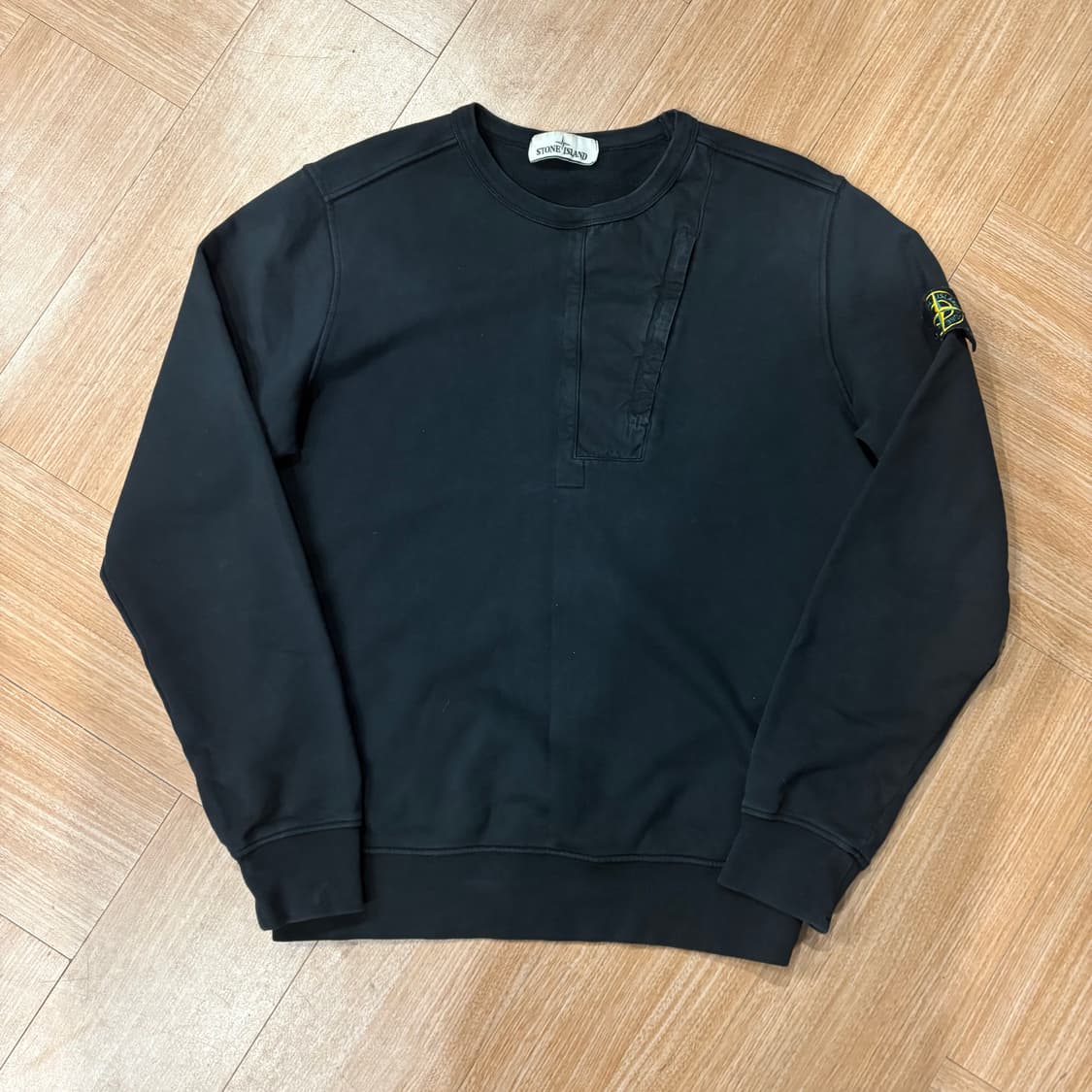 스톤아일랜드 20ss 와펜 히든 지퍼 포켓 스웻셔츠 상품이미지1