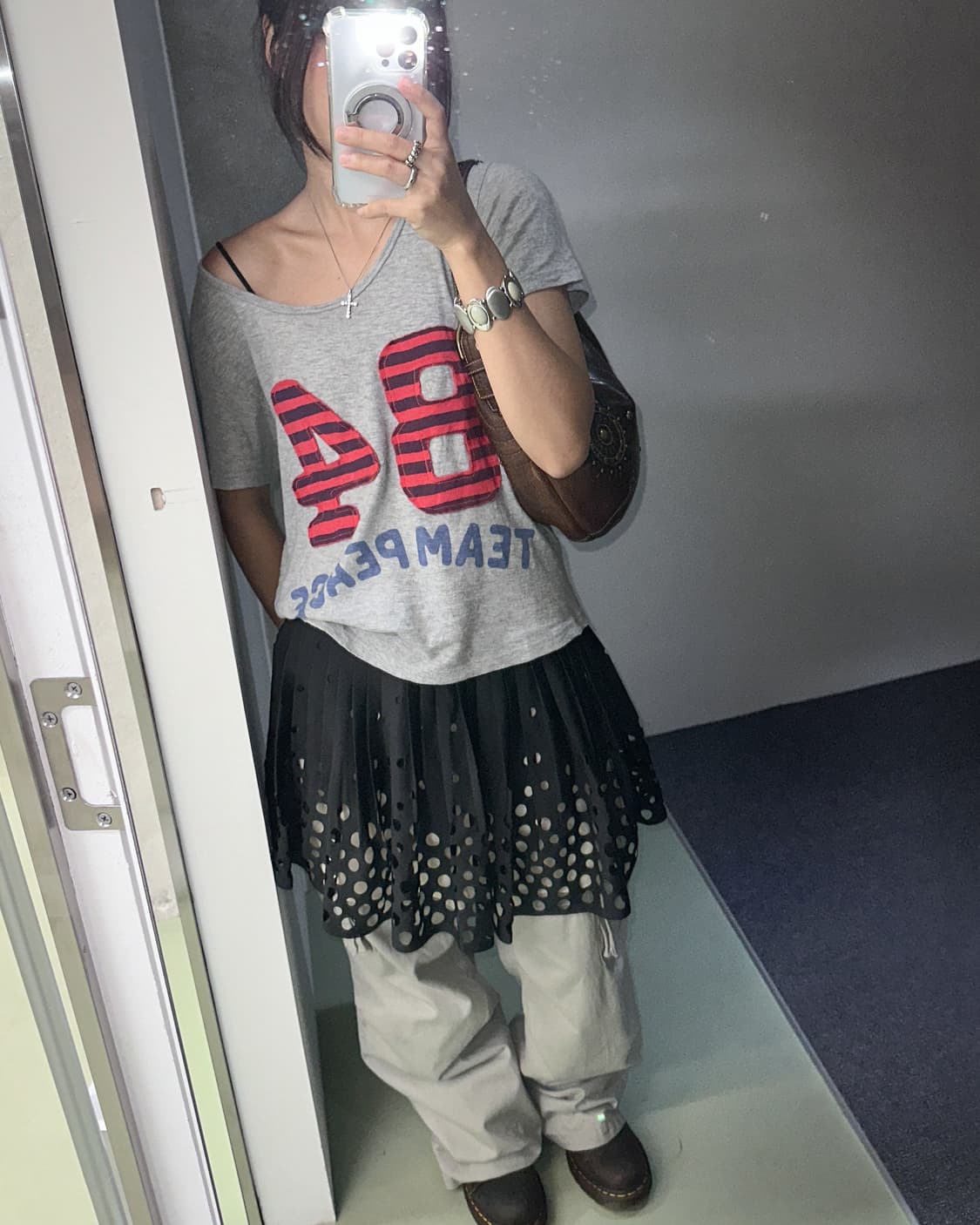 grayish beige cargo pants 상품이미지4
