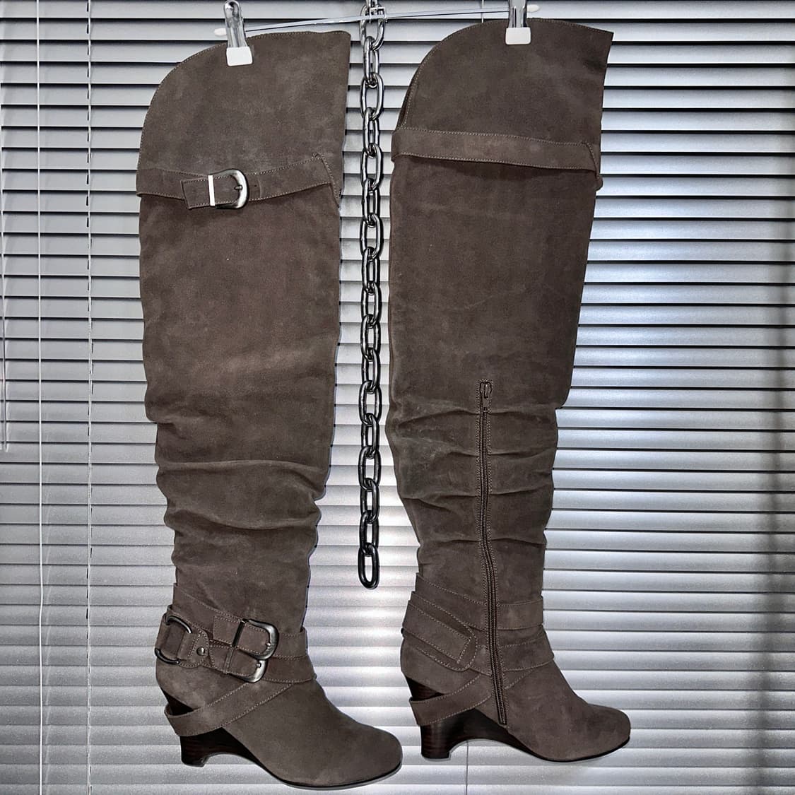 리얼 스웨이드 오버니 롱 버클 웨지 부츠 상품이미지4