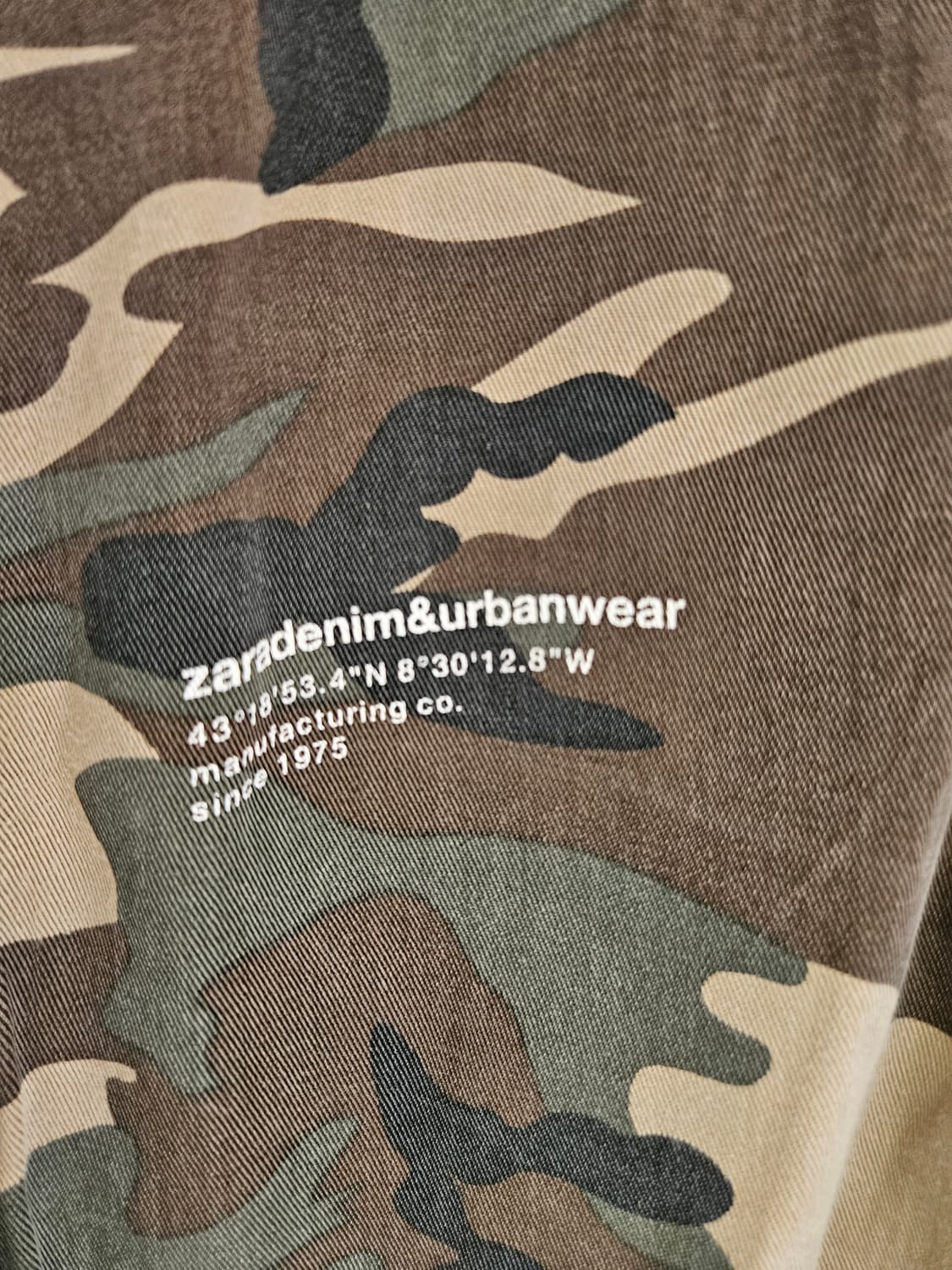 ZARA 카모플라쥬 릴렉스핏 셔츠 상품이미지5