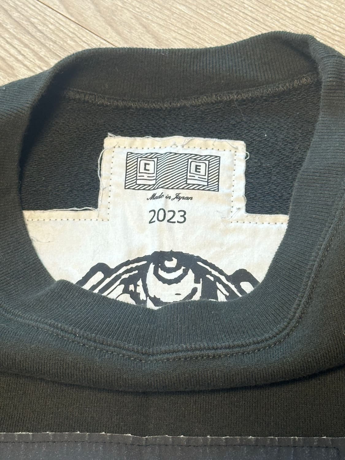 (L) 카브엠트 2023 스웻셔츠 맨투맨 블랙 상품이미지4