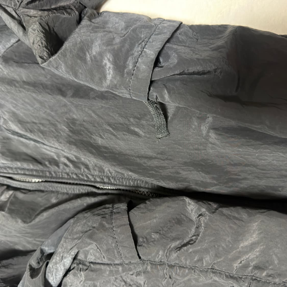 [백화점판,M] 스톤아일랜드 나일론 메탈 티백 바람막이 자켓 블랙 상품이미지3