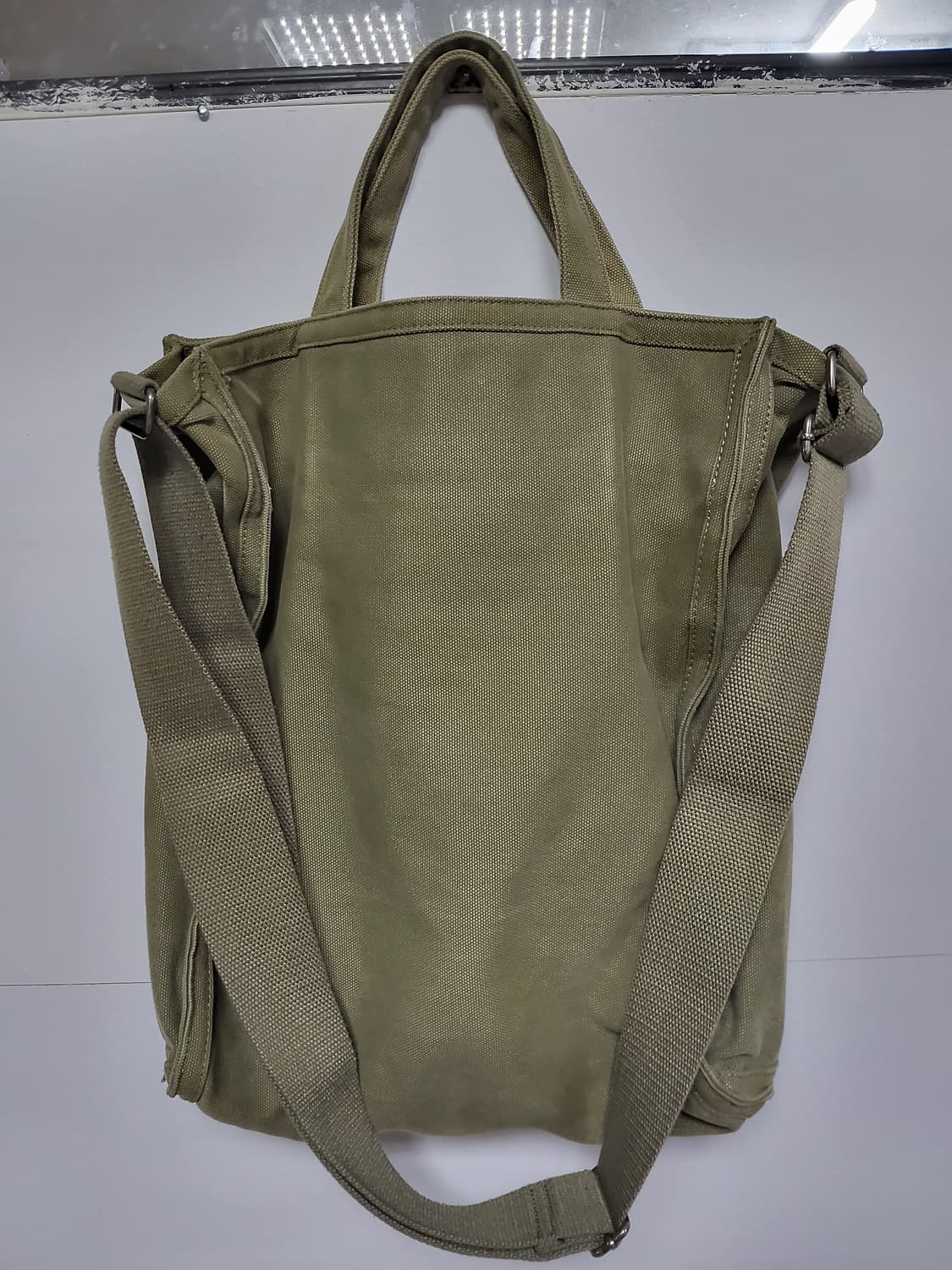 A.P.C. 크로스 겸 토트백 카키 상품이미지2