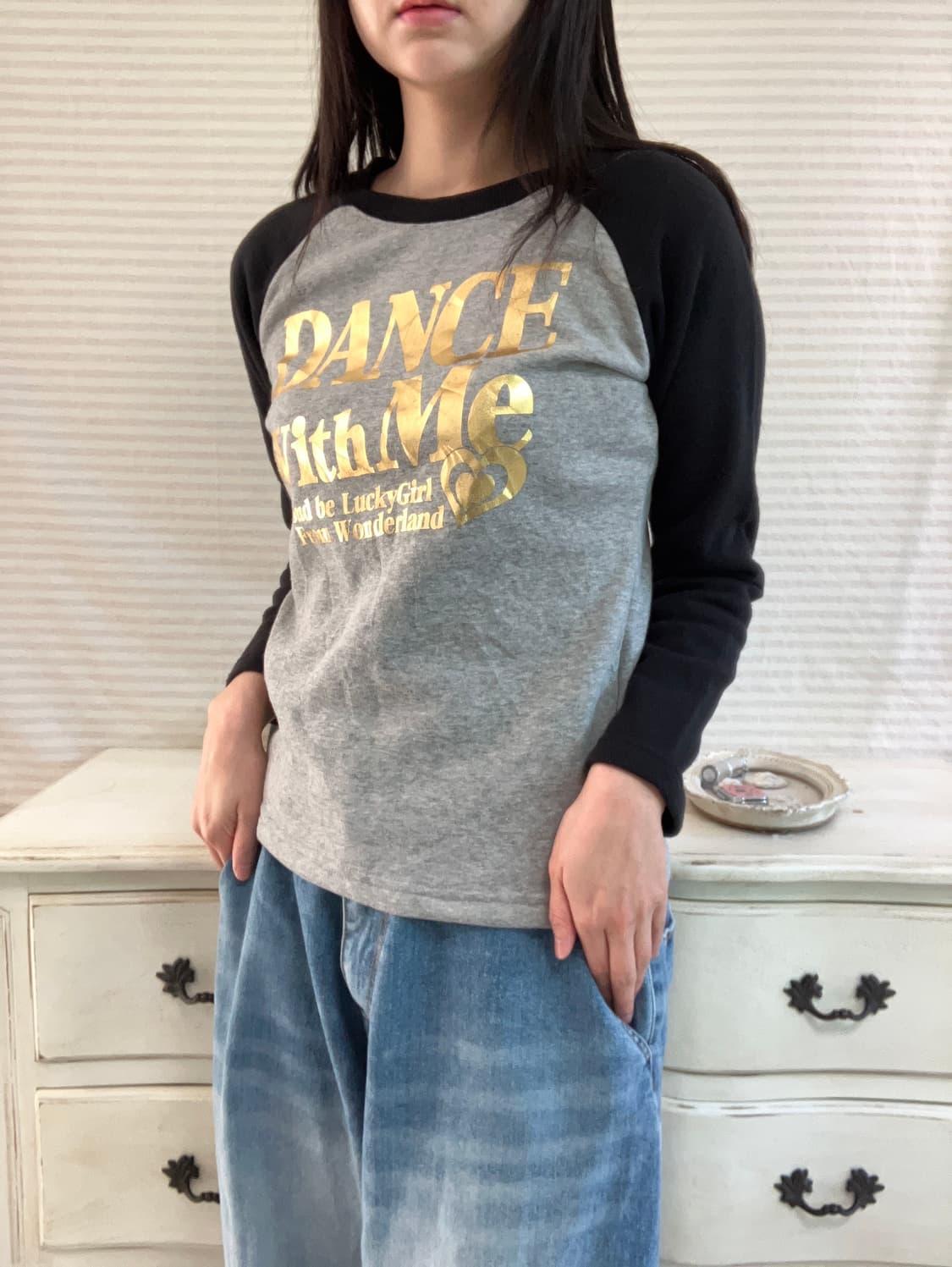 빈티지 블랙 그레이 배색 골드 레터링 맨투맨 y2k 스트릿 갸루 펑키 일 상품이미지2