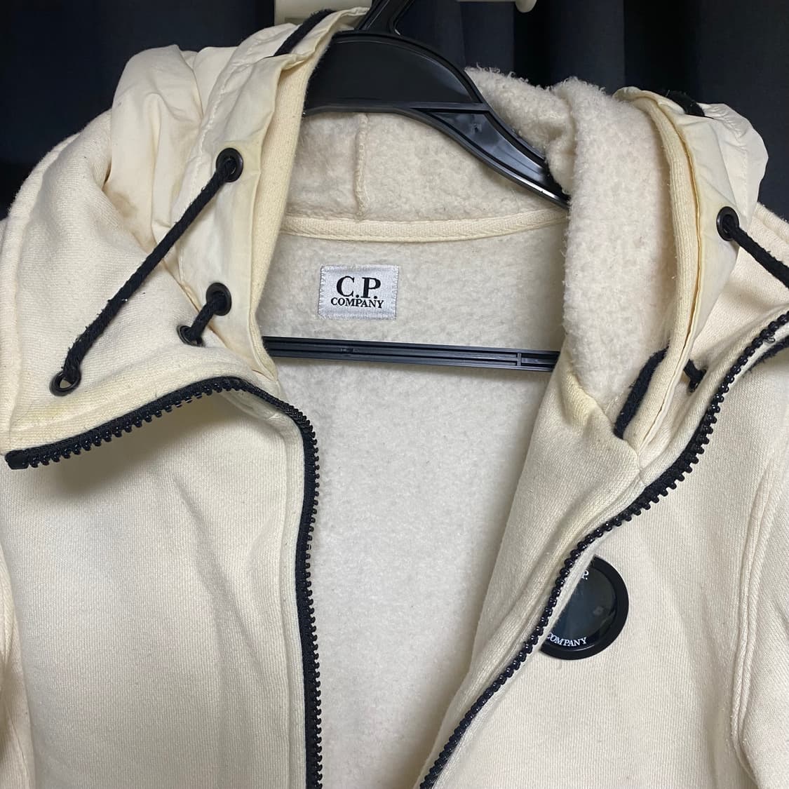 CP컴퍼니 렌즈 후드집업 95 상품이미지5