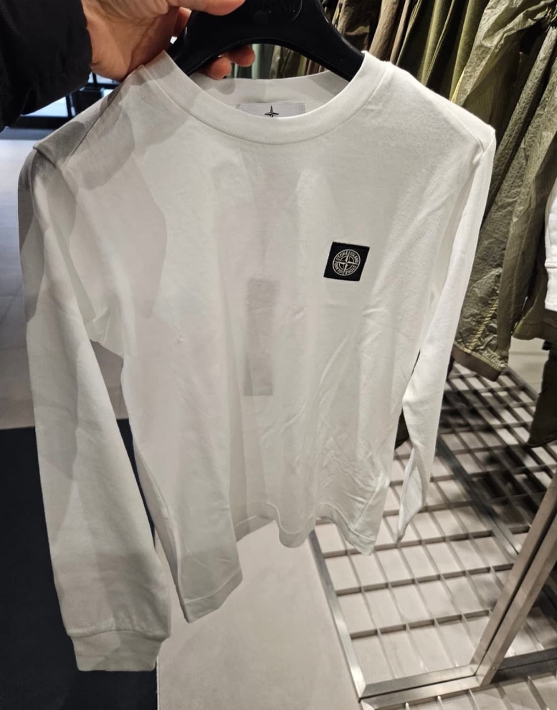 스톤아일랜드 롱슬리브  상품이미지1