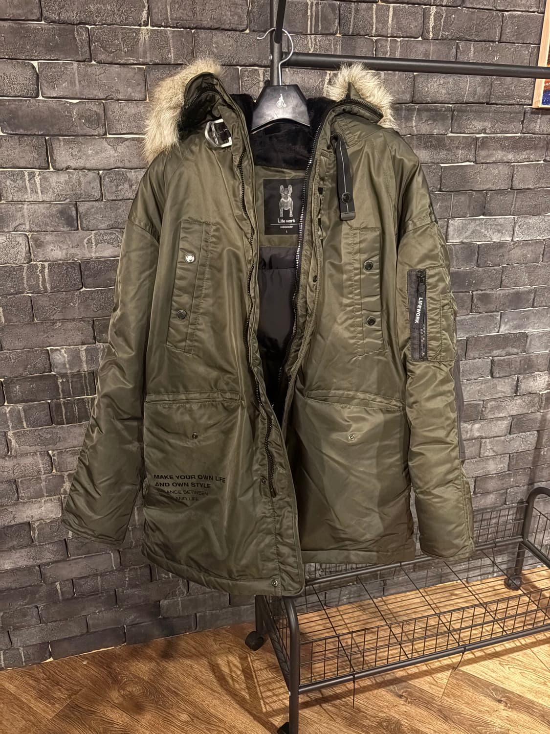 [중고/거의새상품/L] 라이프워크 패딩 72%할인판매 상품이미지6