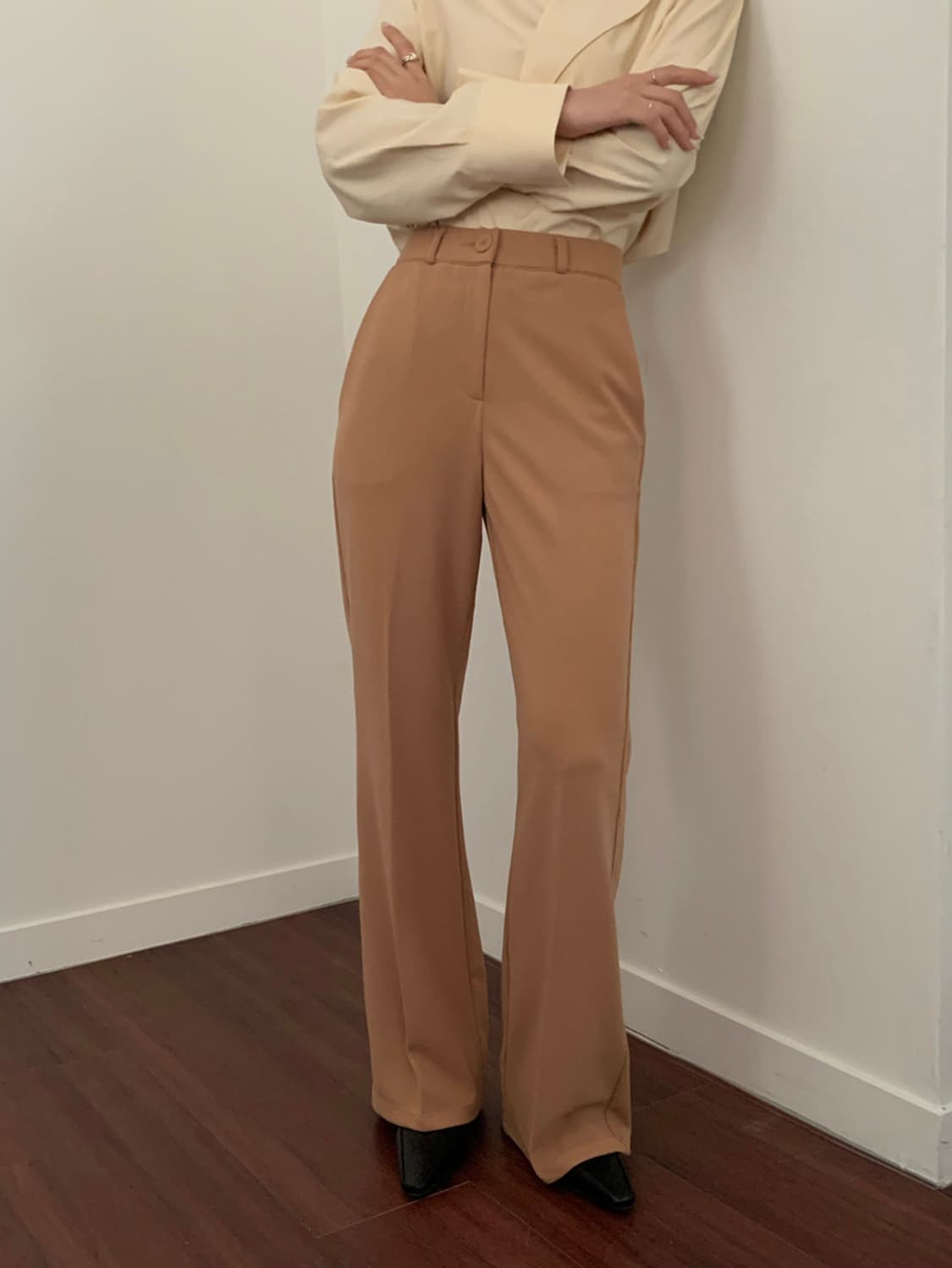 로아시스 매직 부츠컷 슬랙스 코코아색상 상품이미지4