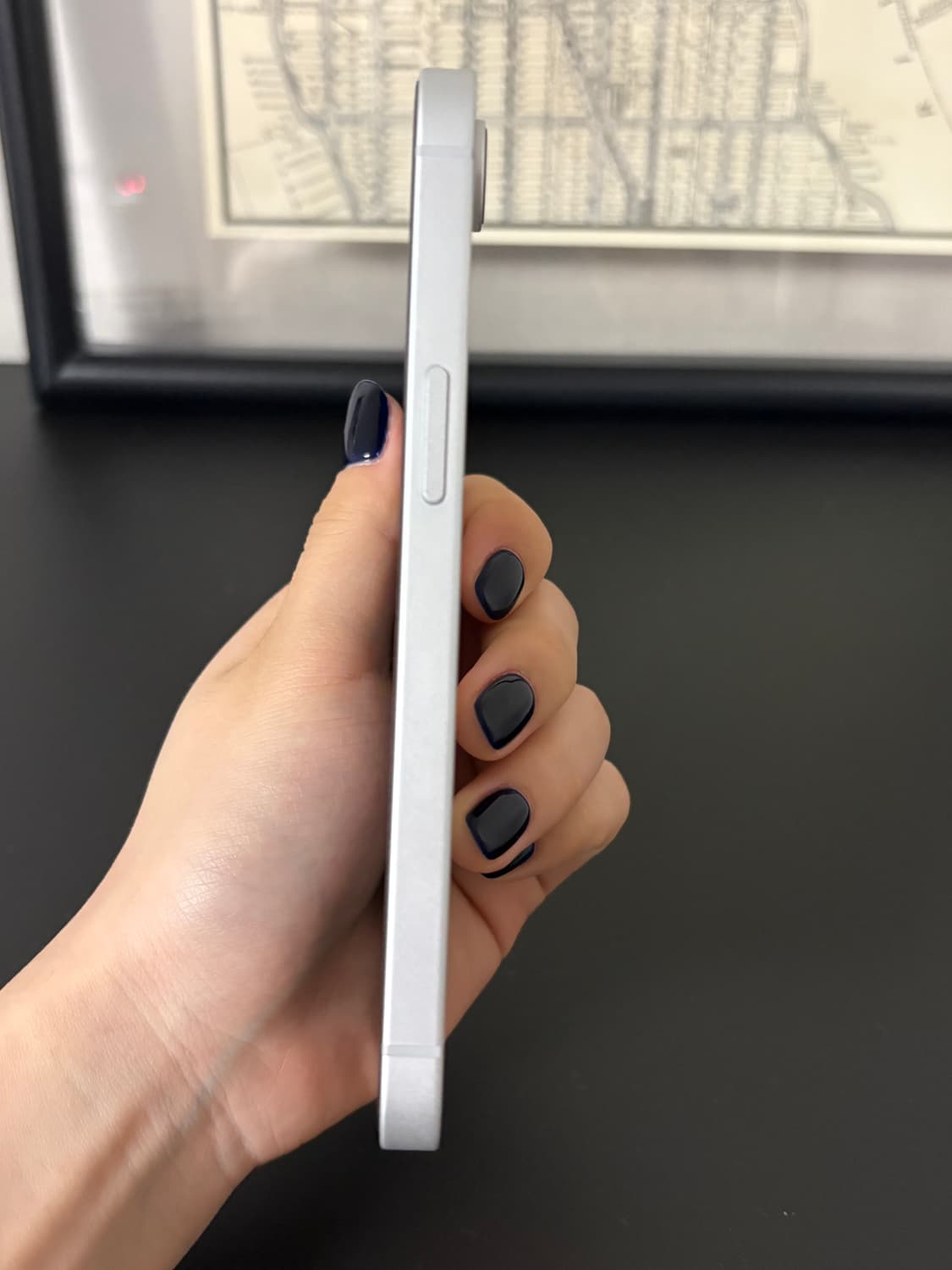 아이폰 16e 화이트 256GB 상품이미지5