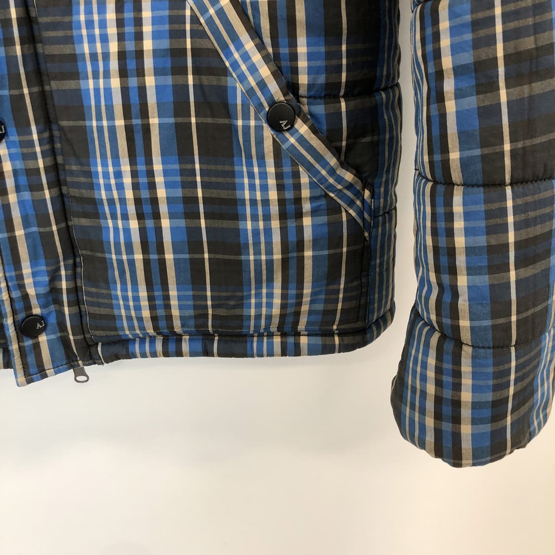 아르마니 AJ (국내판) 리버시블 패딩 100  상품이미지8