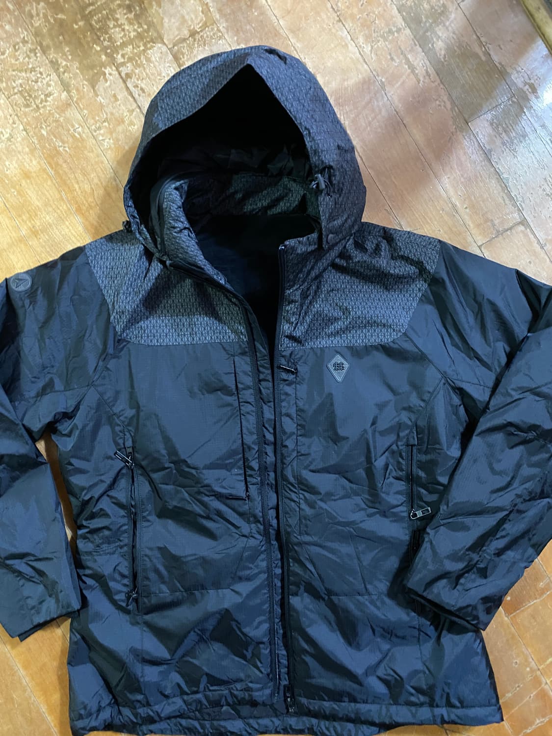 코오롱스포츠 블랙 바람막이 자켓 105 상품이미지1