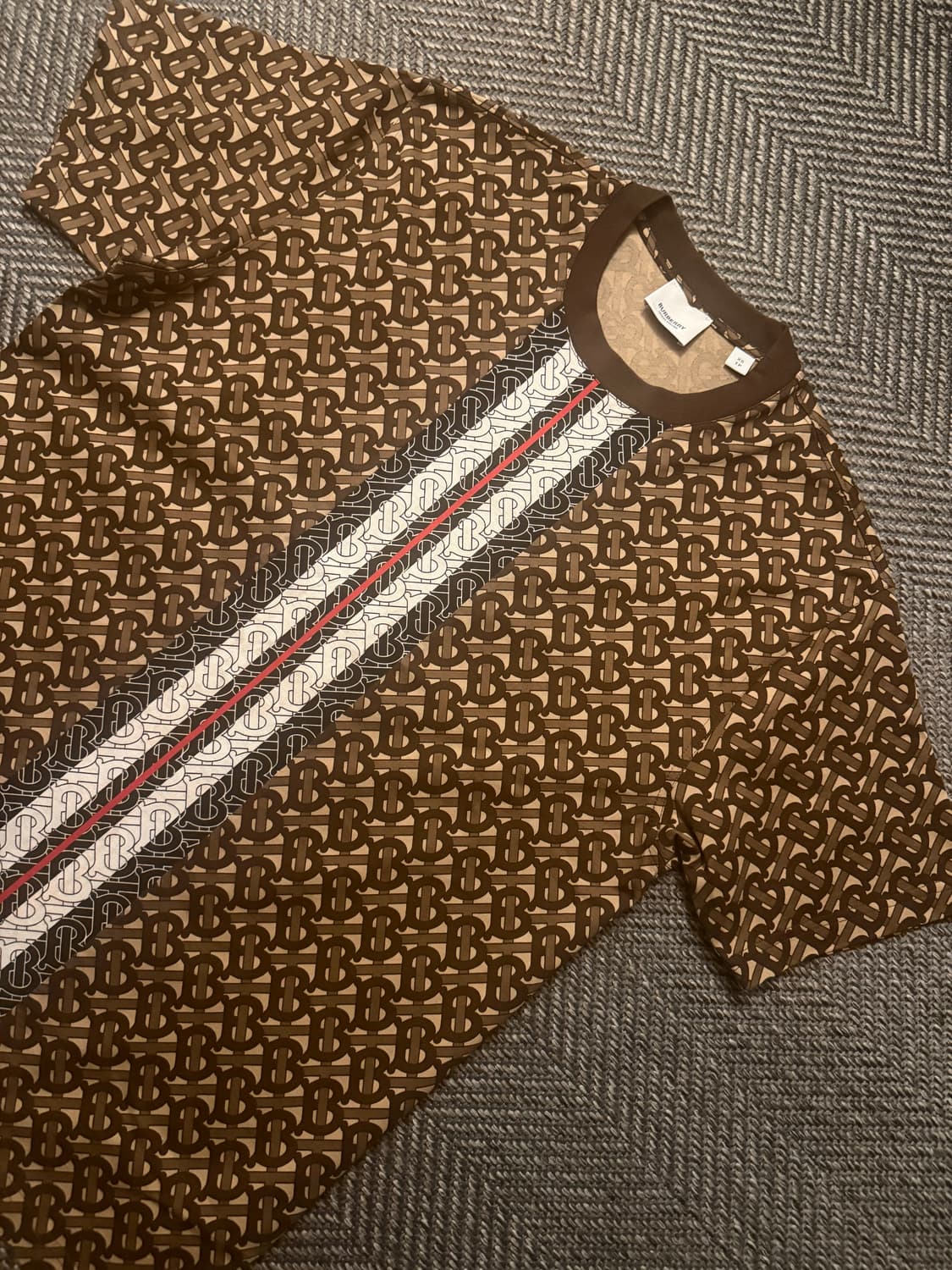 버버리 모노그램 반팔 XS 상품이미지2