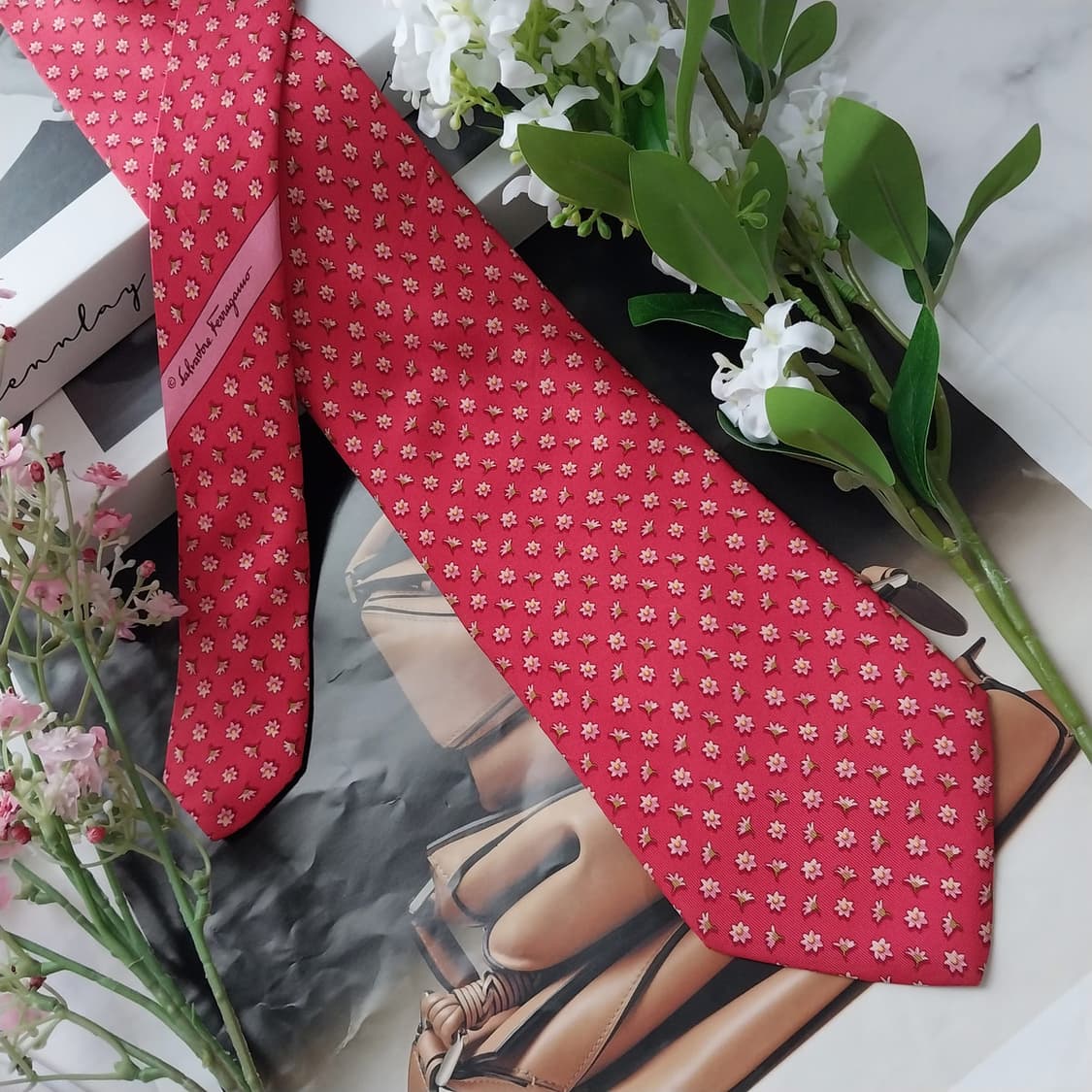 살바토레 페라가모 실크 레드 플라워 넥타이 9.8cm A등급 K1620
 상품이미지4