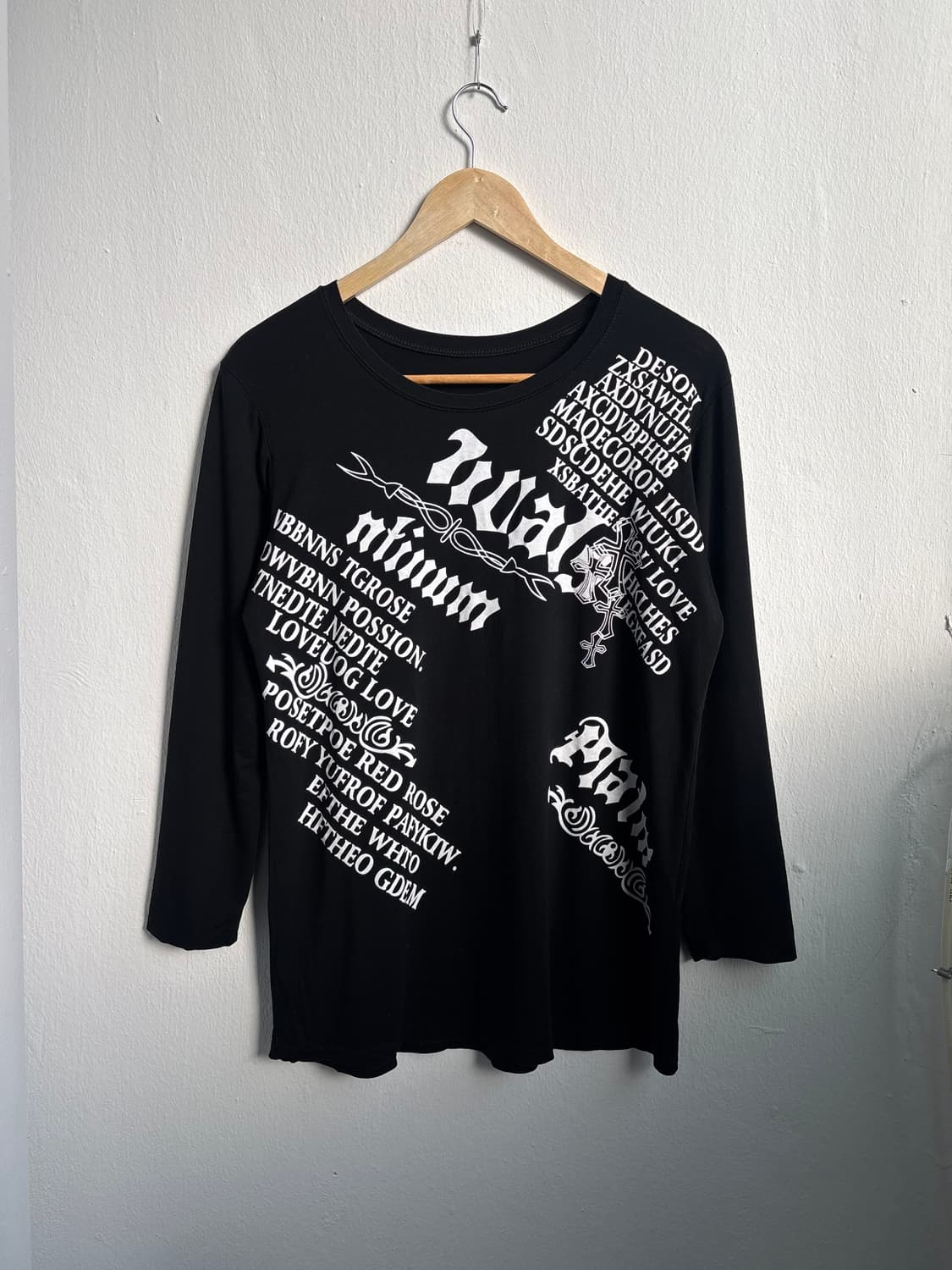 Vintage Black Graphic Long Sleeve 상품이미지4