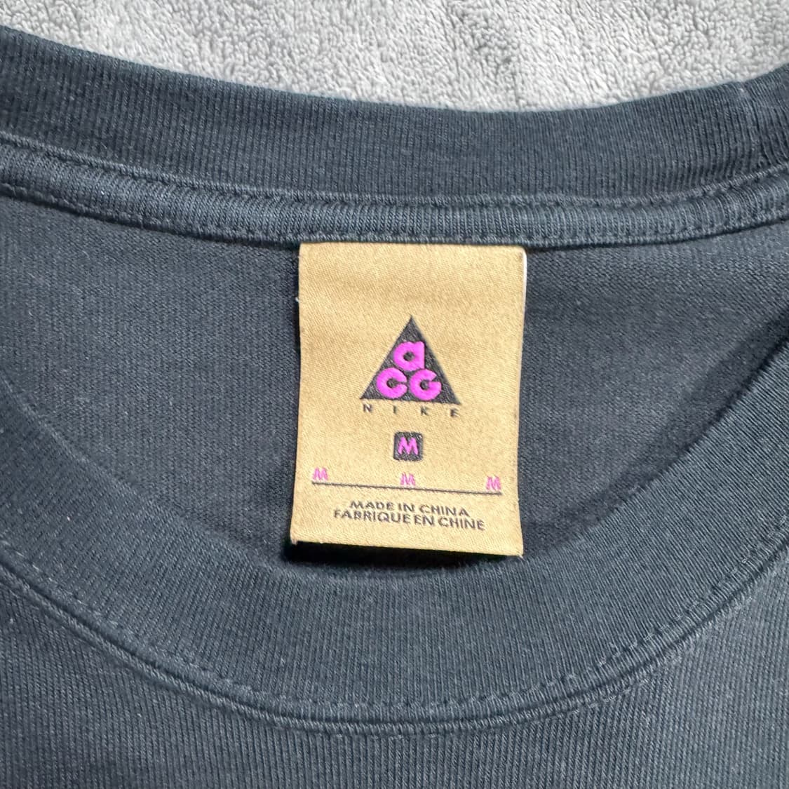 나이키 ACG 위저드 프린팅 티셔츠 블랙 상품이미지4