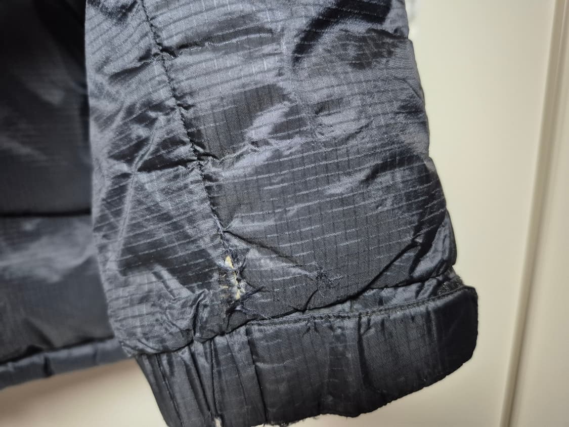 밀레 정품 구스패딩 100사이즈 윈드스토퍼 패딩 팝니다  상품이미지2