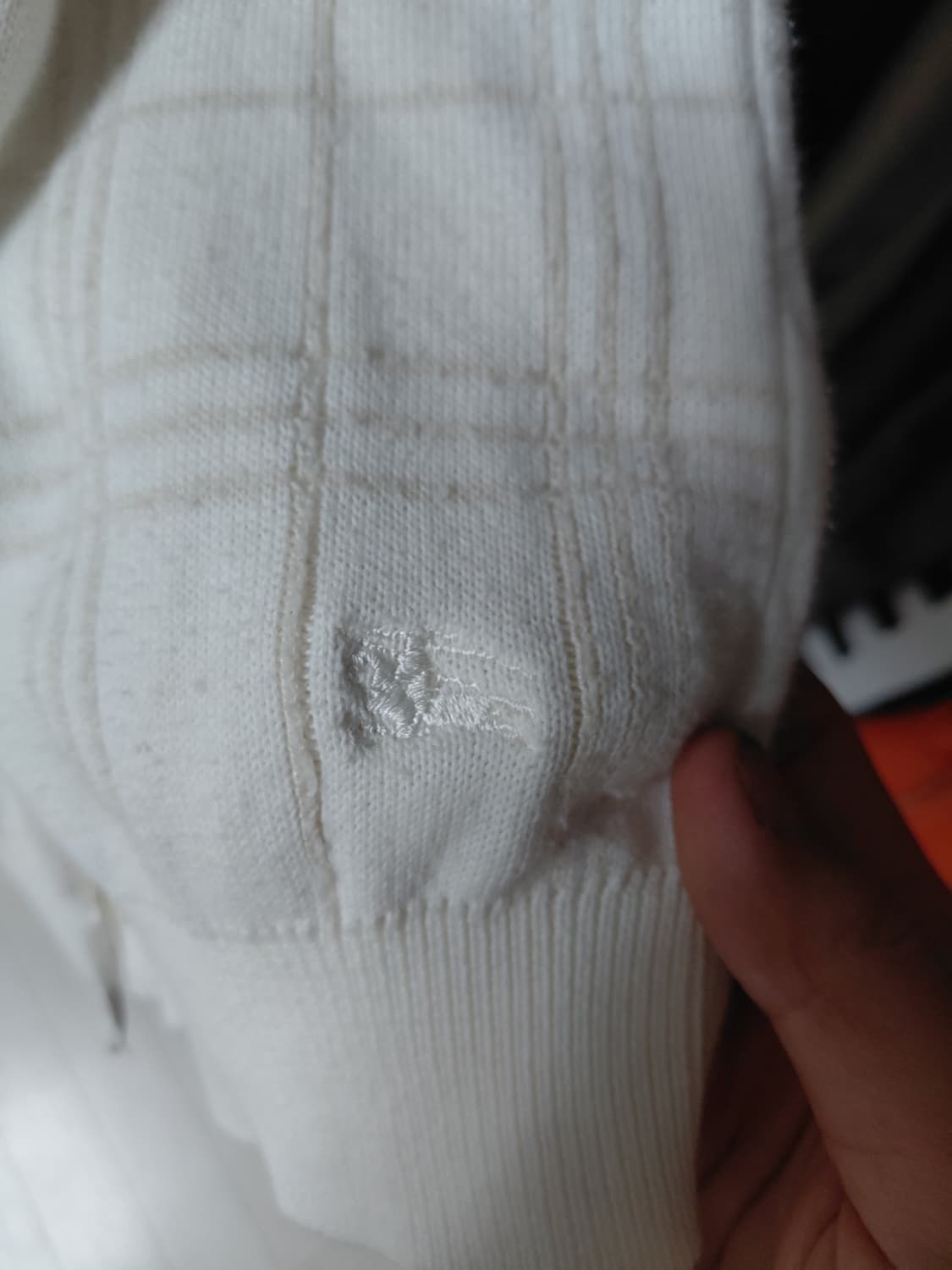 버버리 런던 가디건 화이트  상품이미지3