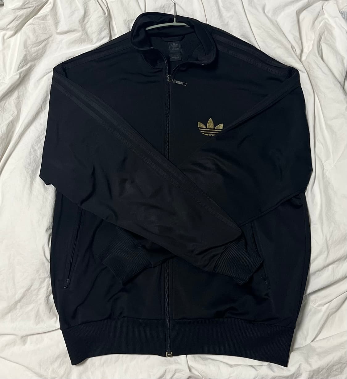 아디다스 져지 블랙 골드 상품이미지1