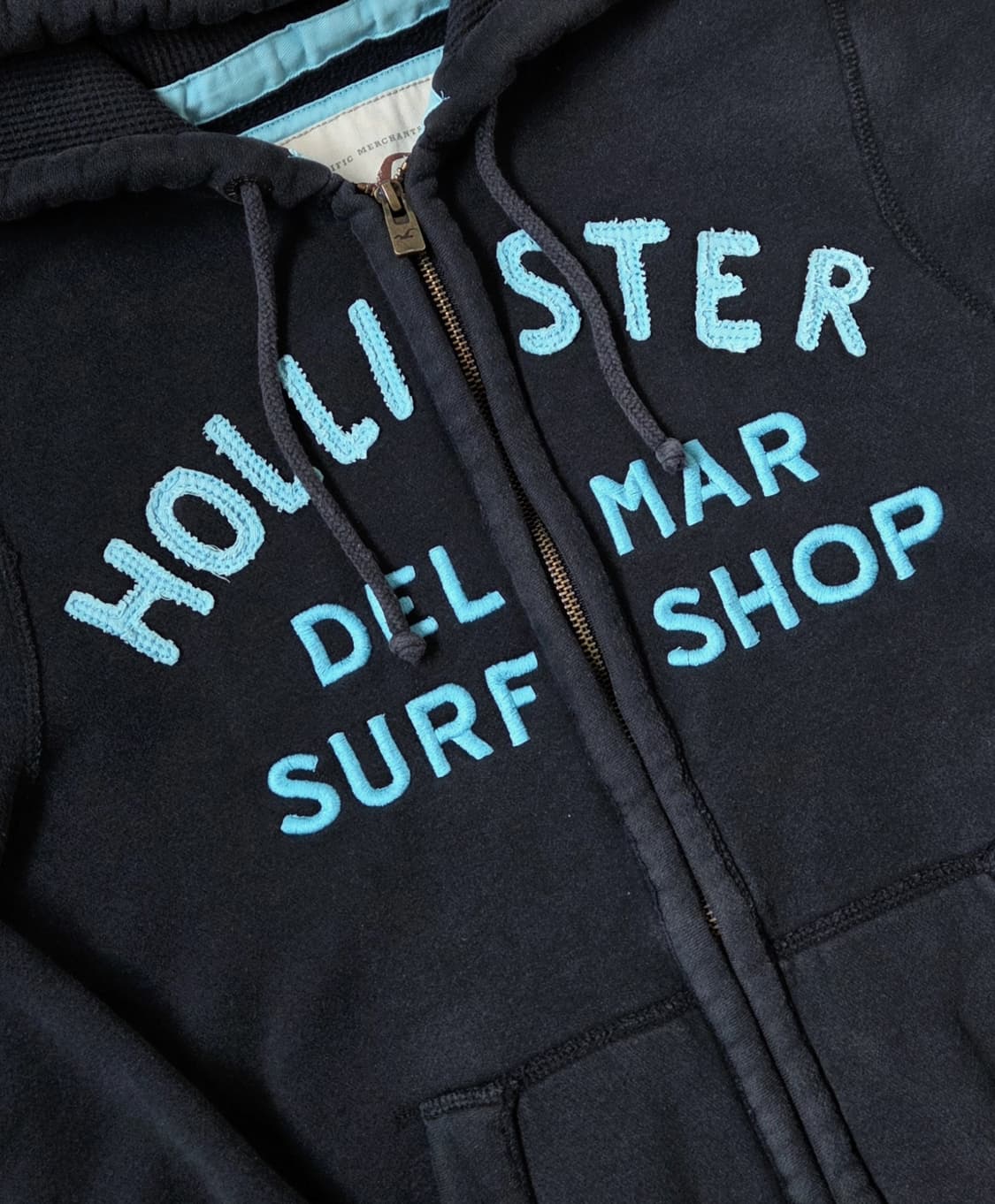 홀리스터 네이비 스카이블루 로고 후드집업 상품이미지2