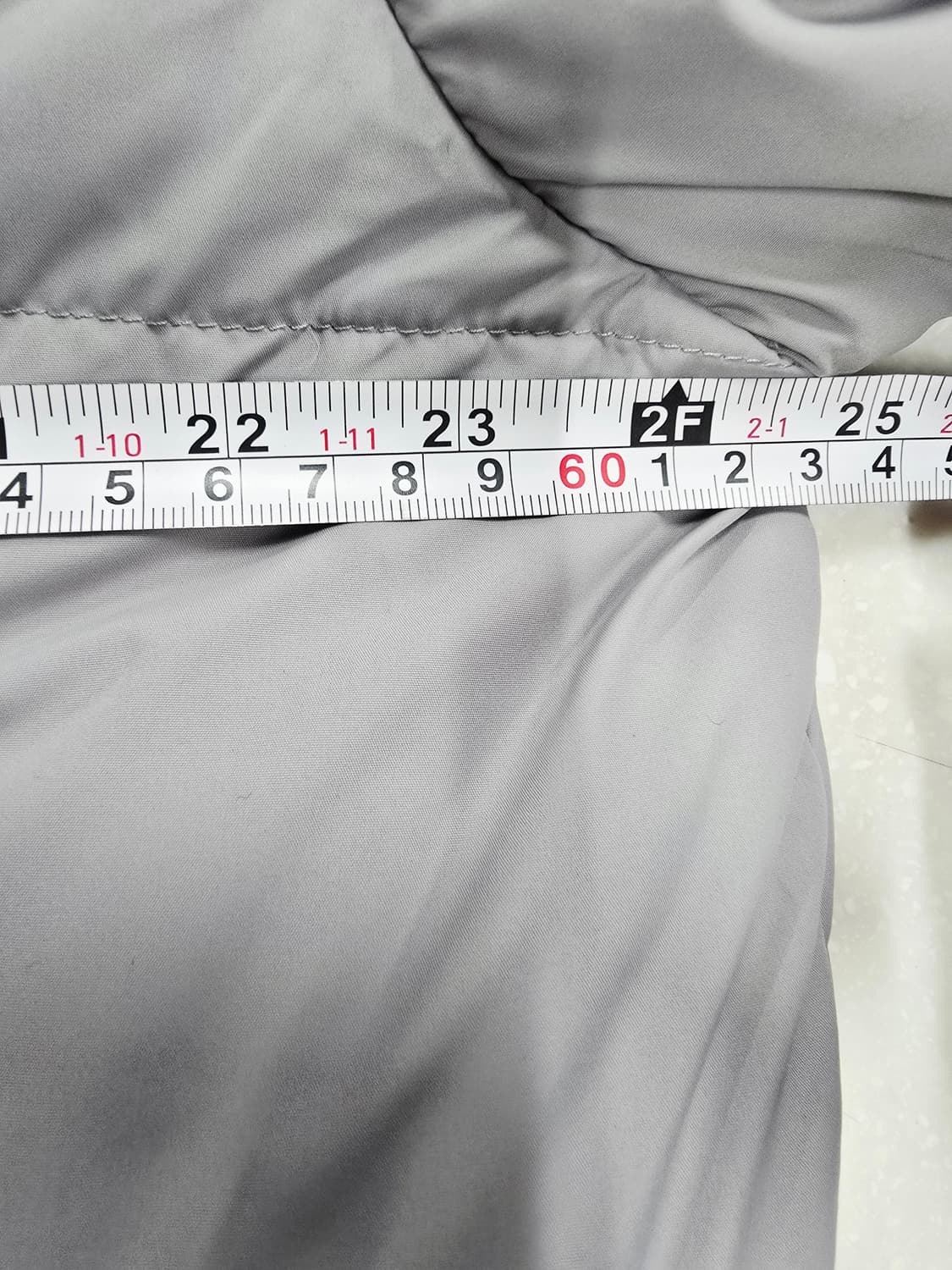 무신사스탠다드 프리미엄 구스패딩 점퍼 회색 상품이미지7