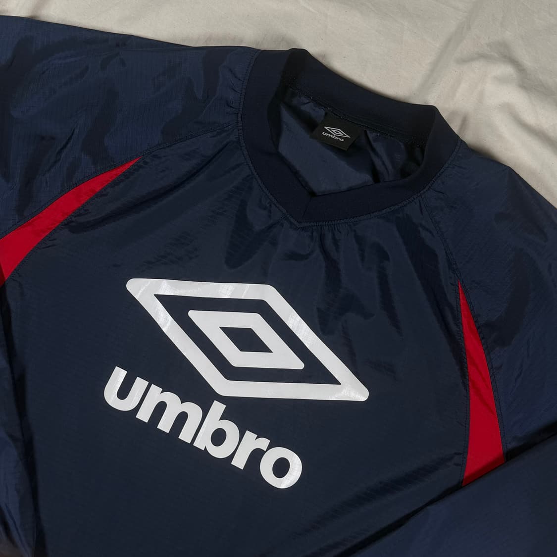 엄브로 바람막이 웜업 피스테 상품이미지2