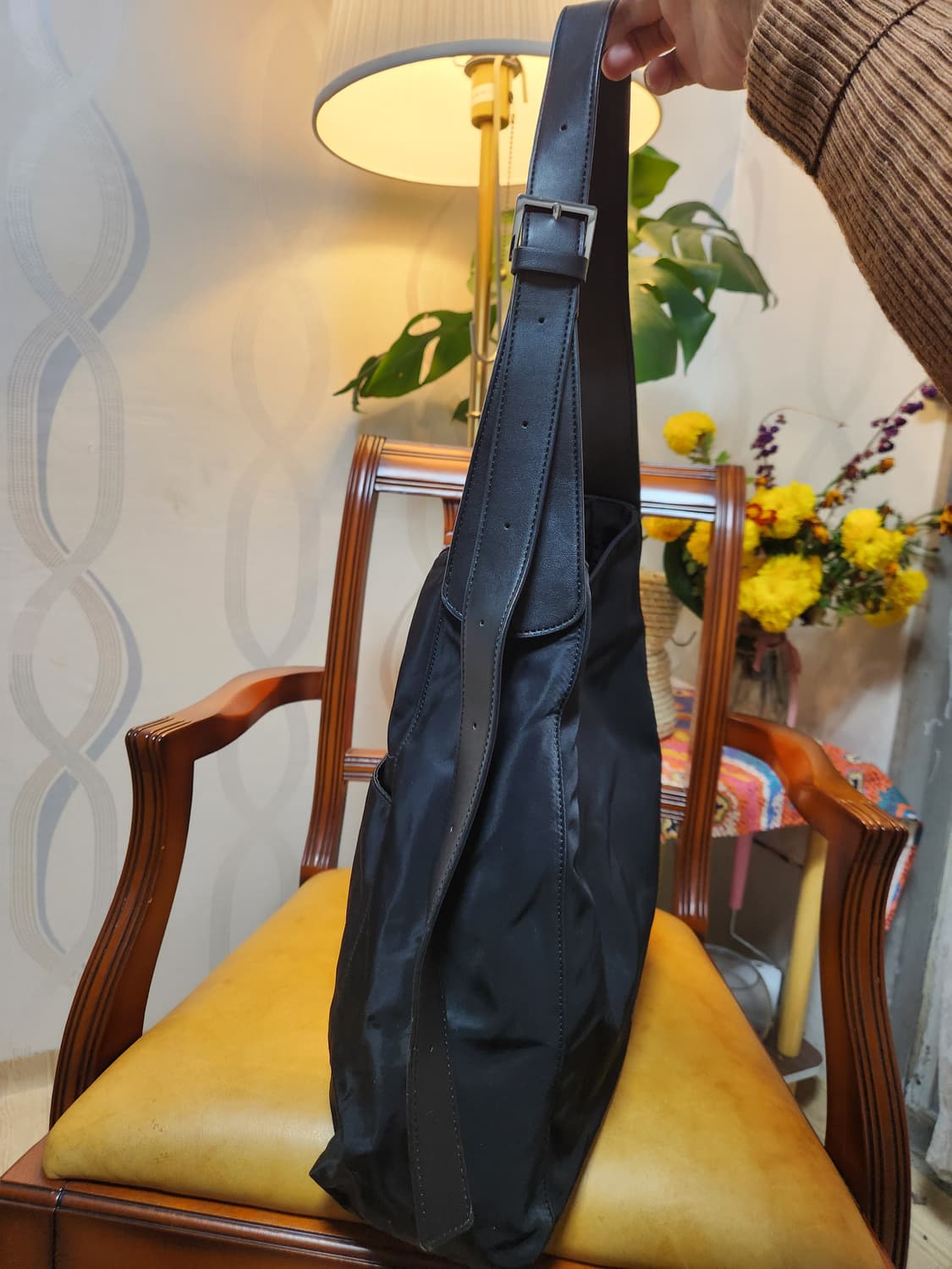 질바이질스튜어트 블랙 숄더백 상품이미지3