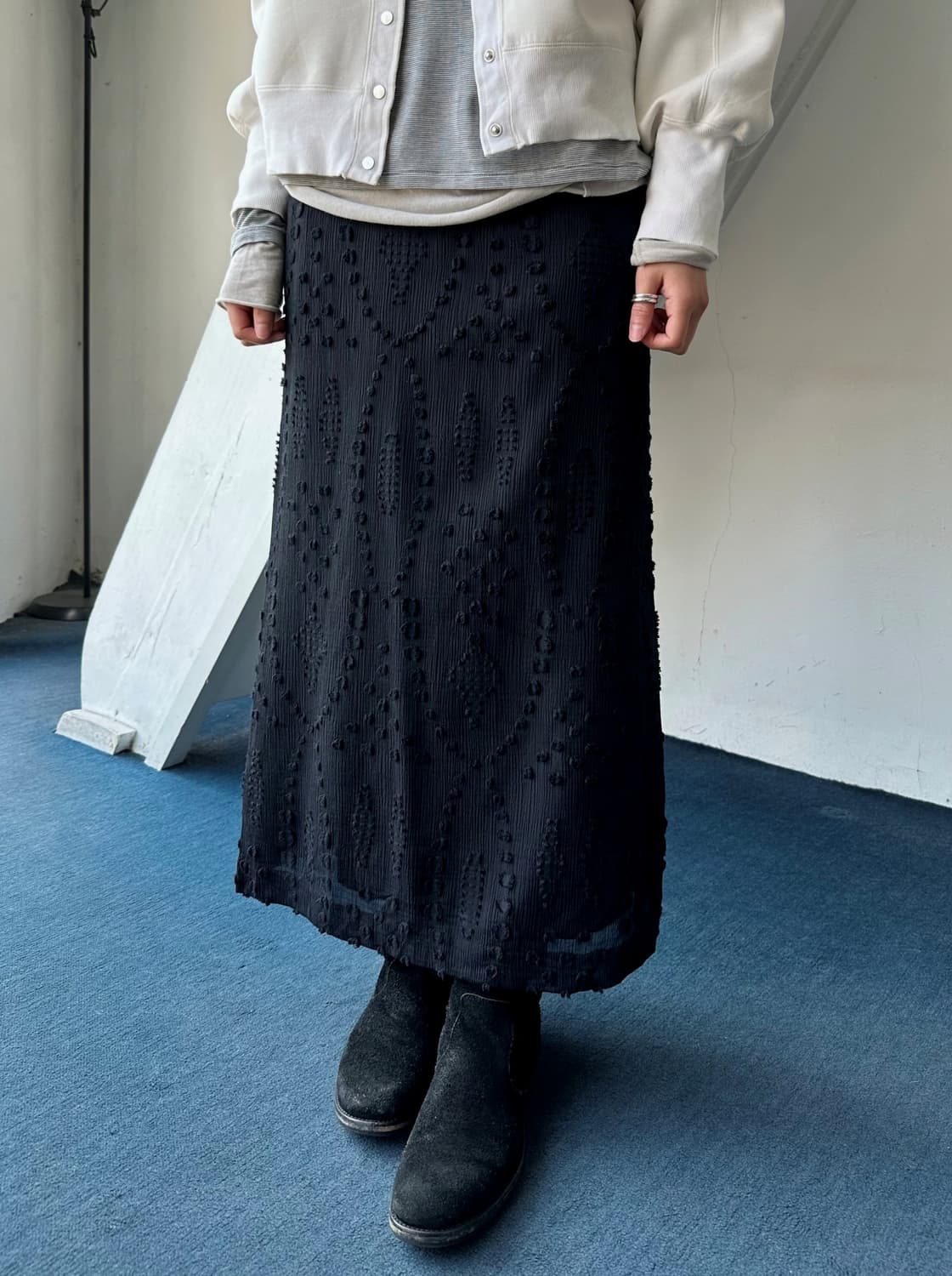 Design patch loose mid skirt 상품이미지2